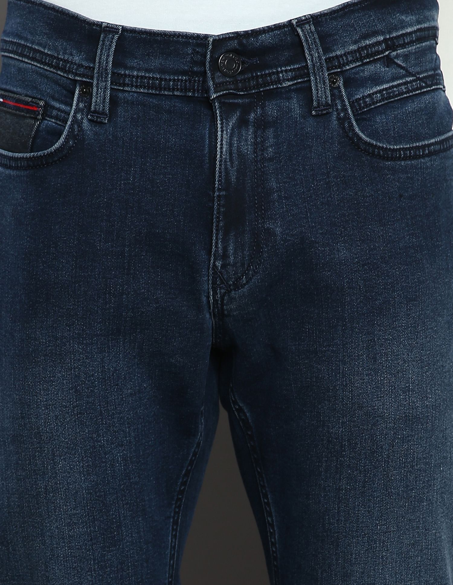Tommy Hilfiger Better Cotton Rinsed Jeans