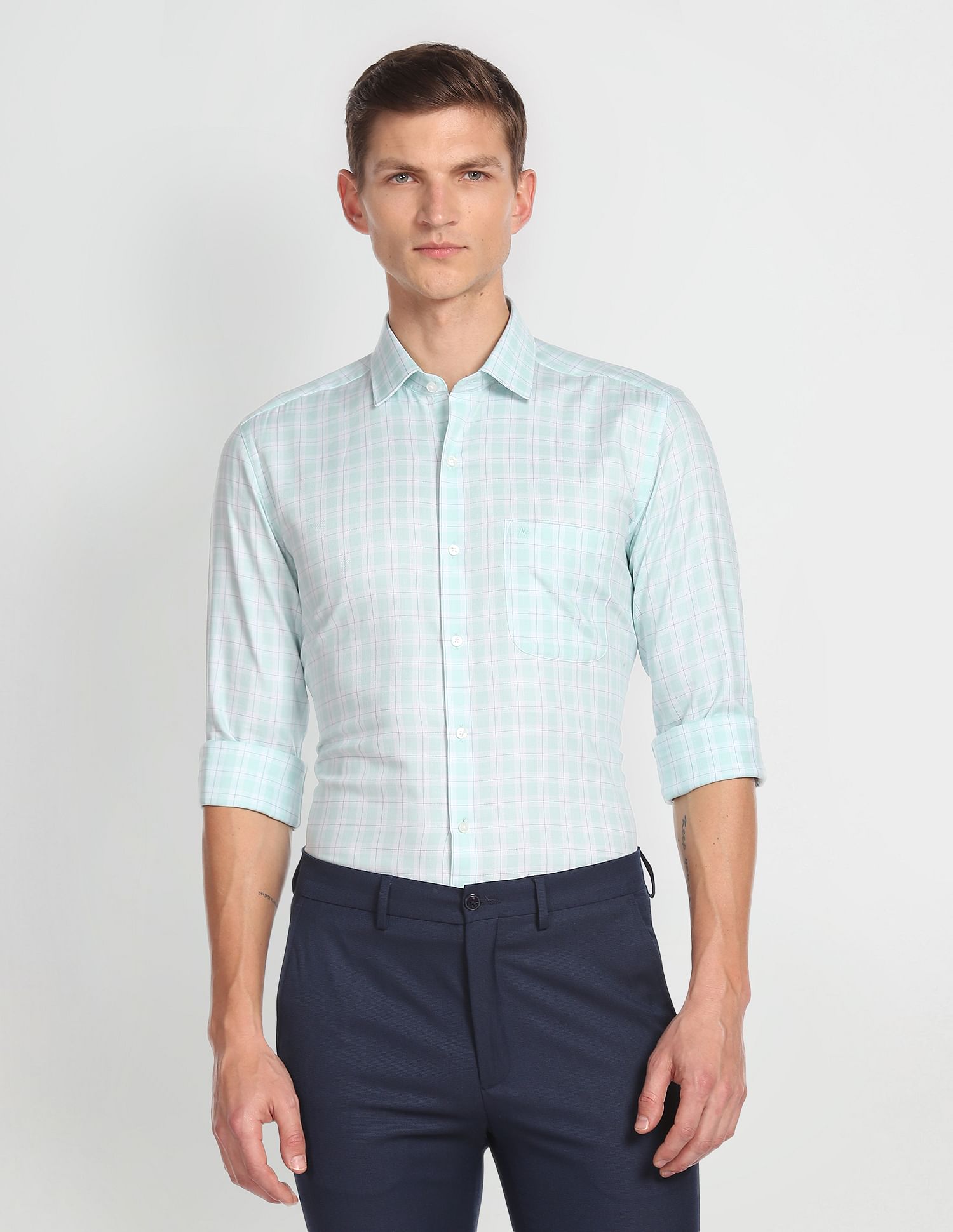 Arrow Manhattan Slim Fit Cotton Formal Shirt