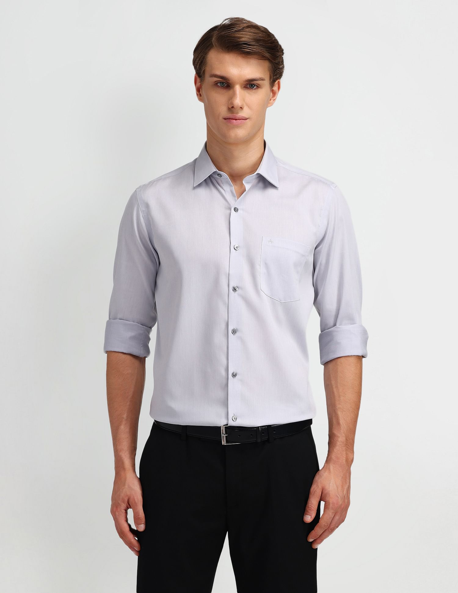 Arrow Solid Manhattan Slim Fit Shirt
