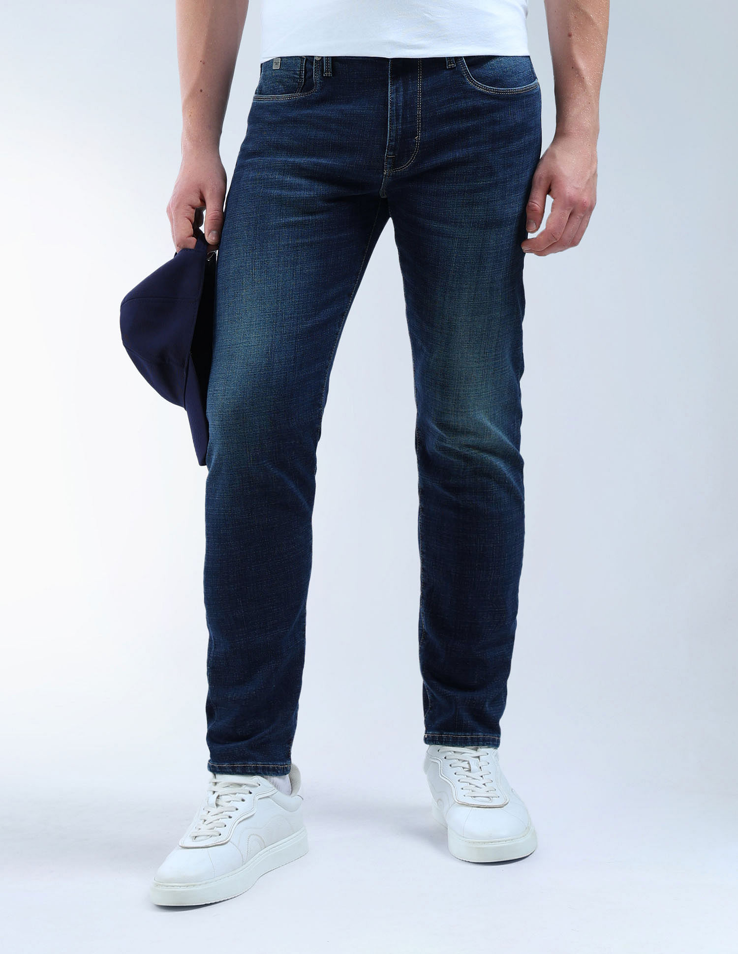 Flying Machine Slash Slim Tapered Fit Authentic Signature Jeans