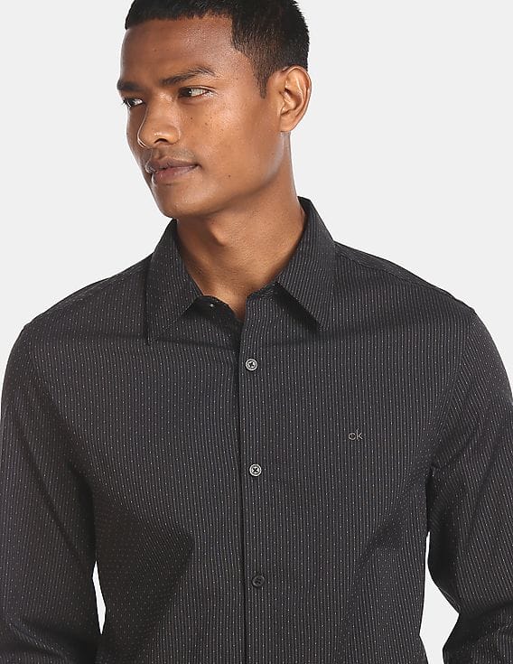 Buy Calvin Klein Men Black Slim Fit Dobby Stripe Casual Shirt - Main Image