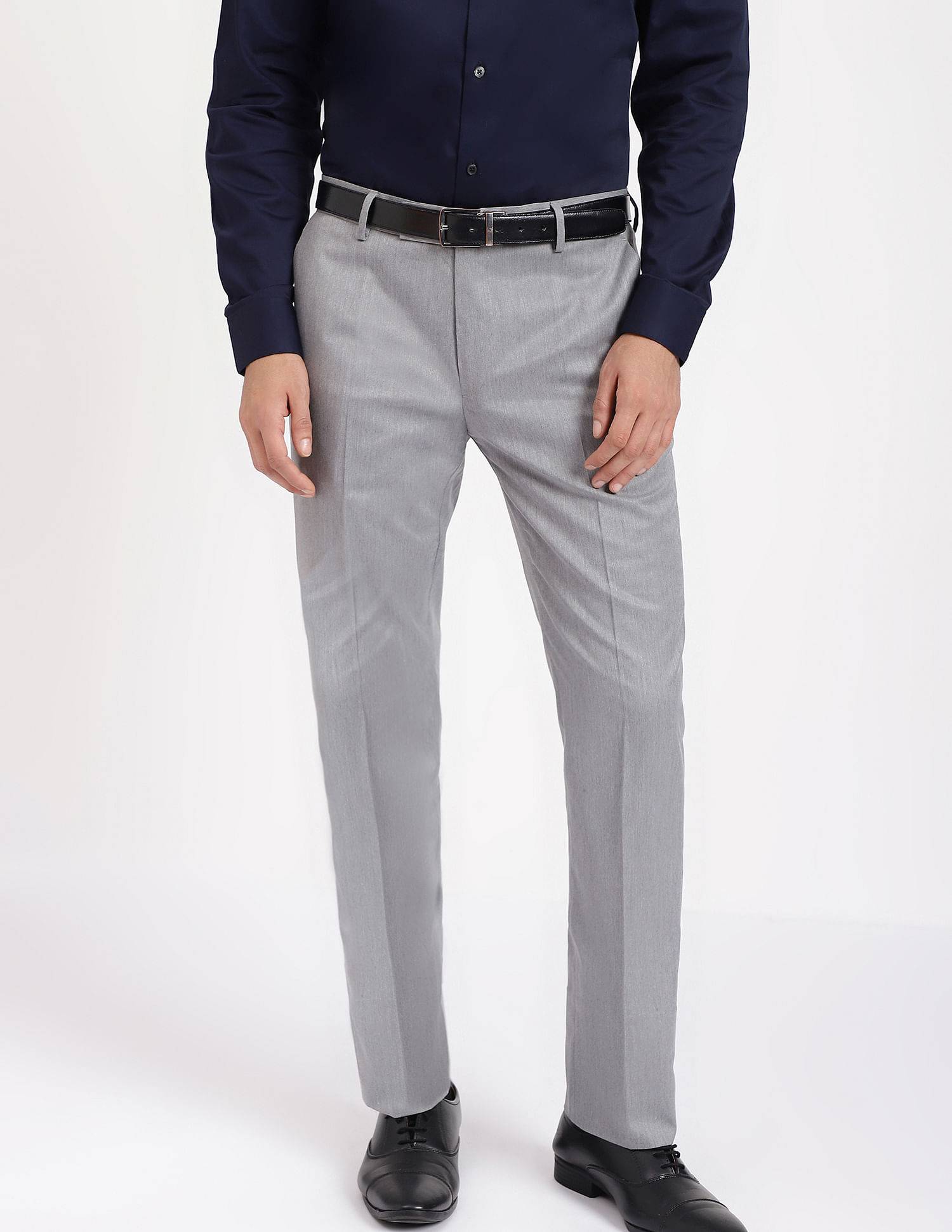 Buy Arrow Mid Rise Grid Tattersall Check Formal Trousers - NNNOW.com