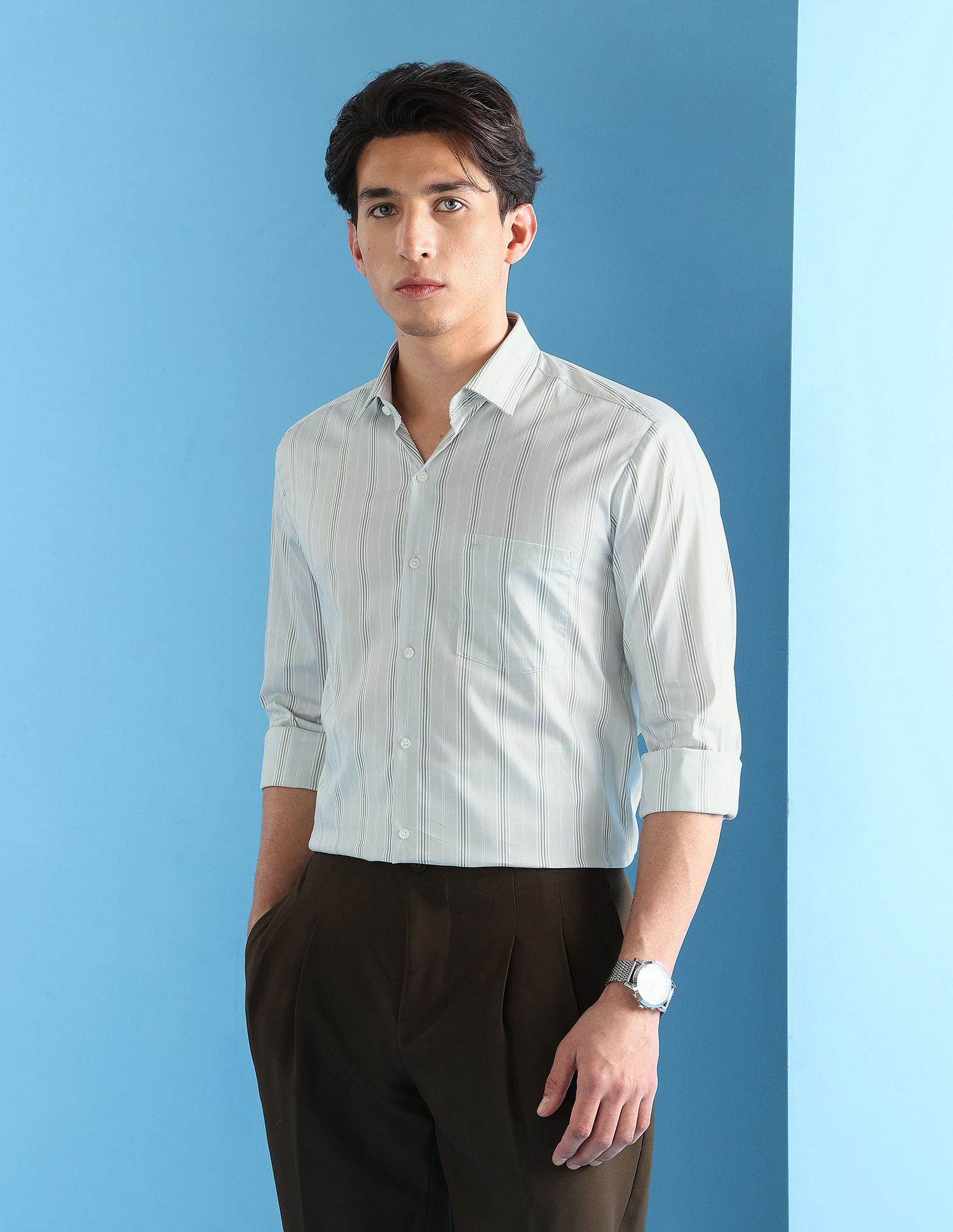 Arrow Twill Vertical Striped Velocity Shirt
