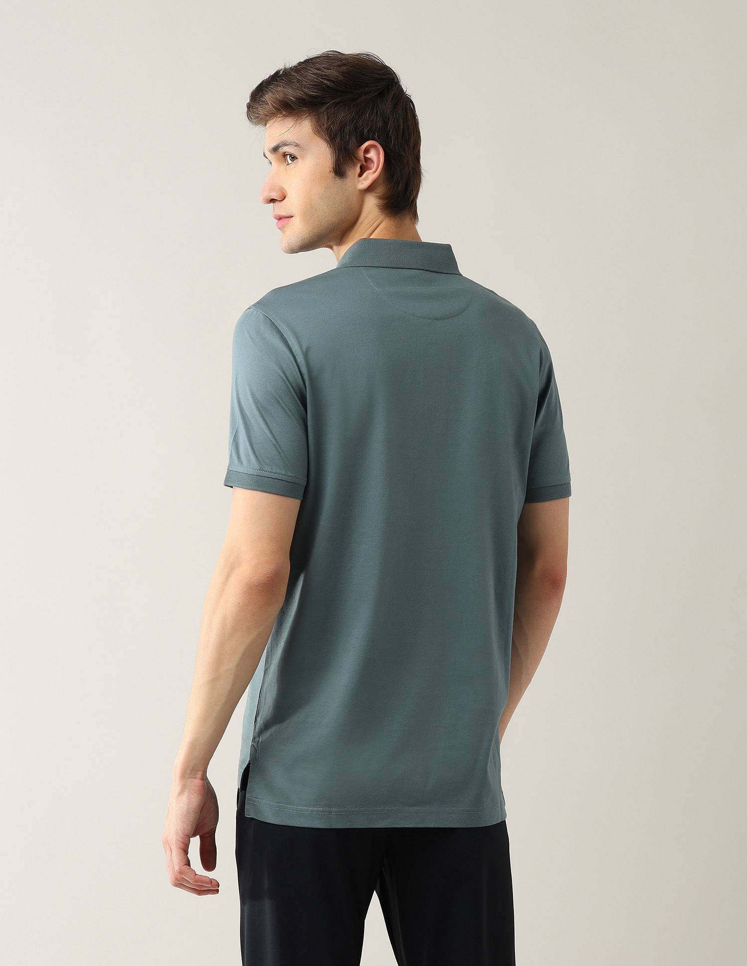 Arrow Solid Regular Fit Polo Shirt