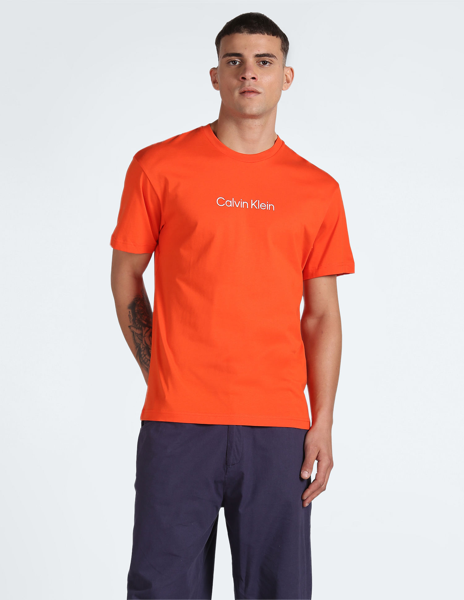 Buy Calvin Klein Hero Logo Comfort T-Shirt - NNNOW.com