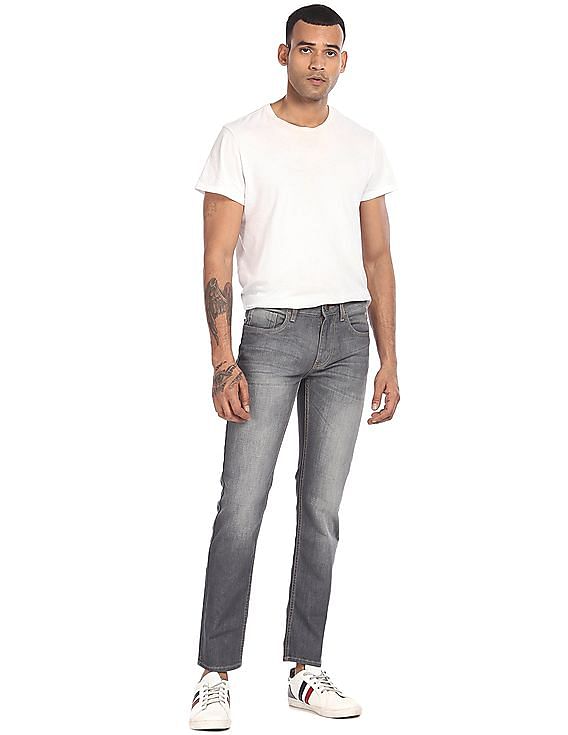 Flying Machine Mid Rise Michael Slim Tapered Fit Jeans