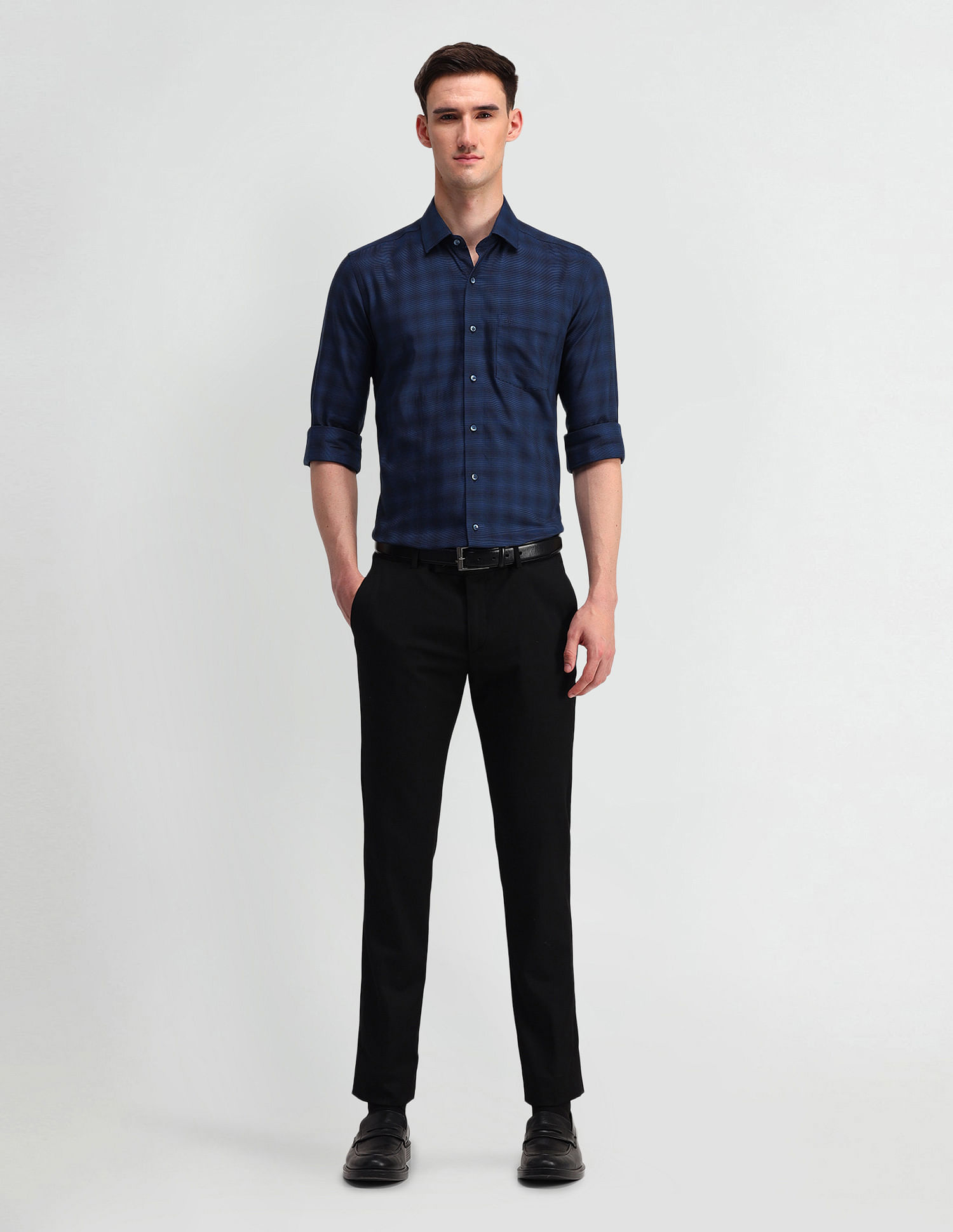 Arrow Manhattan Slim Fit Cotton Shirt