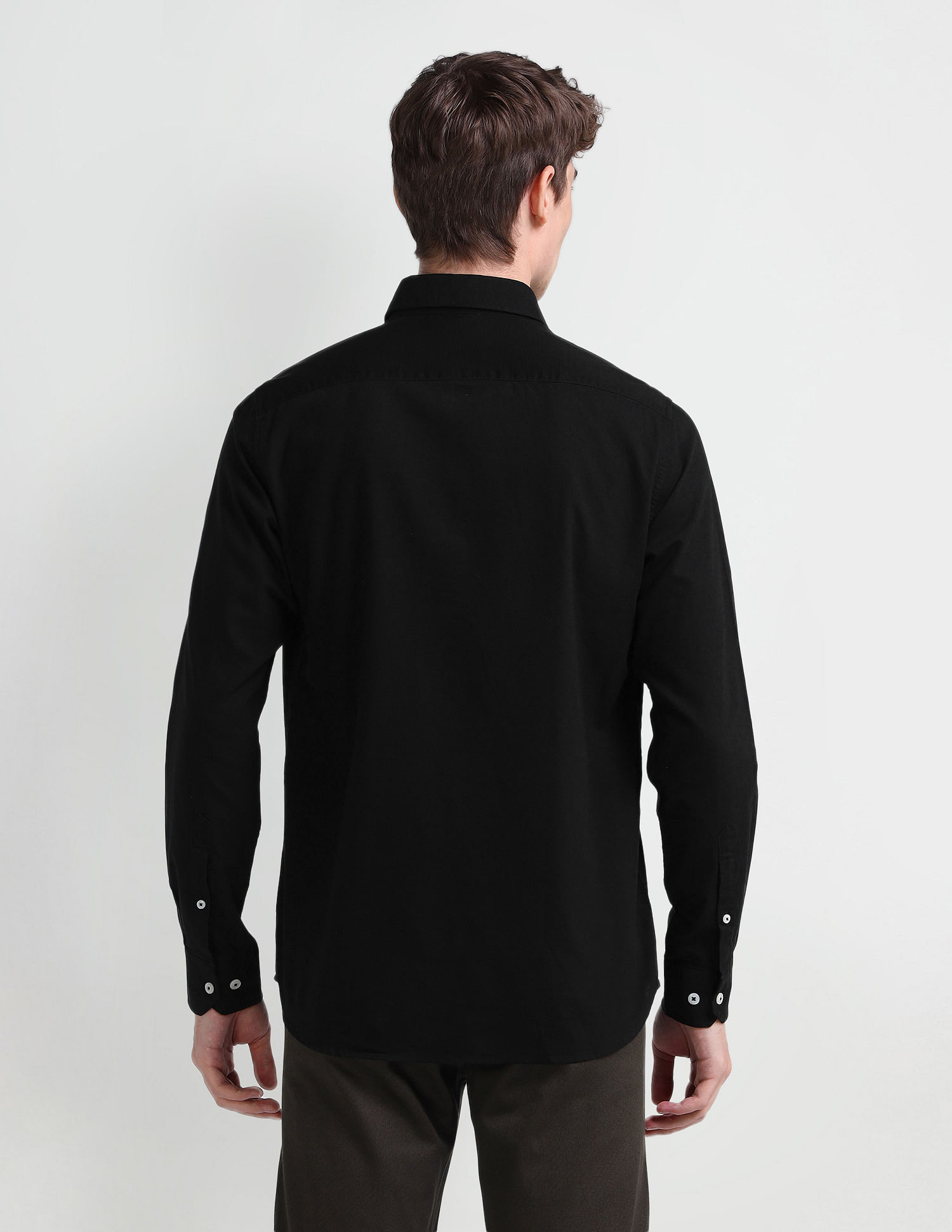 Arrow Sport Manhattan Slim Fit Solid Shirt