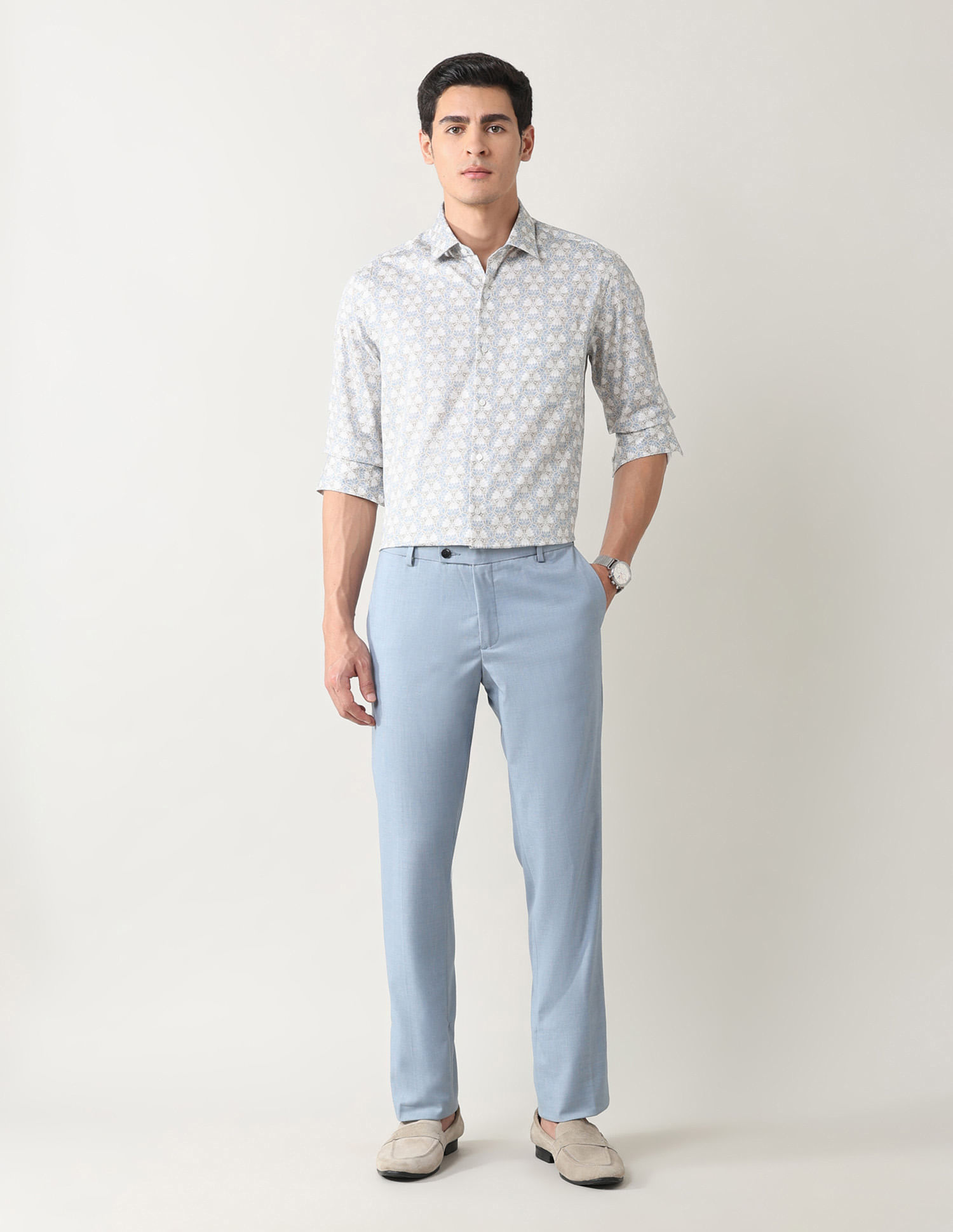 Arrow Manhattan Slim Fit Pure Cotton Shirt