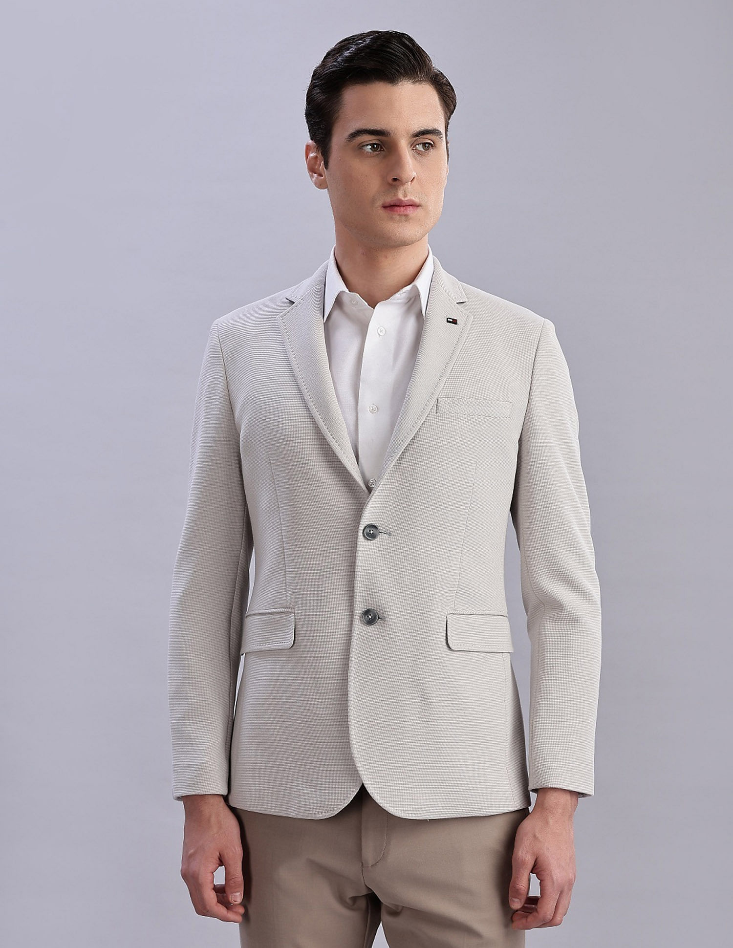 Tommy Hilfiger Self-Design Regular-Fit Polyester Single Breasted Blazer
