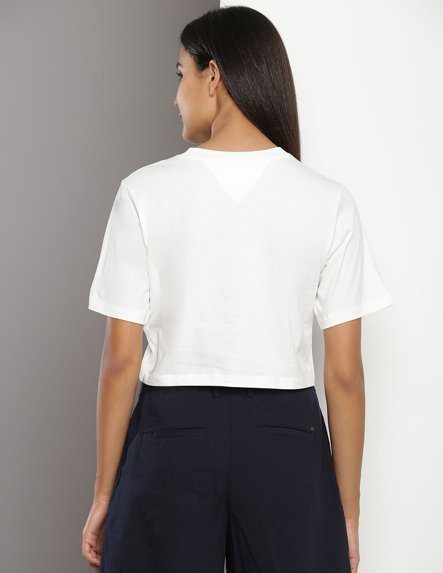 Tommy Hilfiger College Logo Super Crop T-Shirt