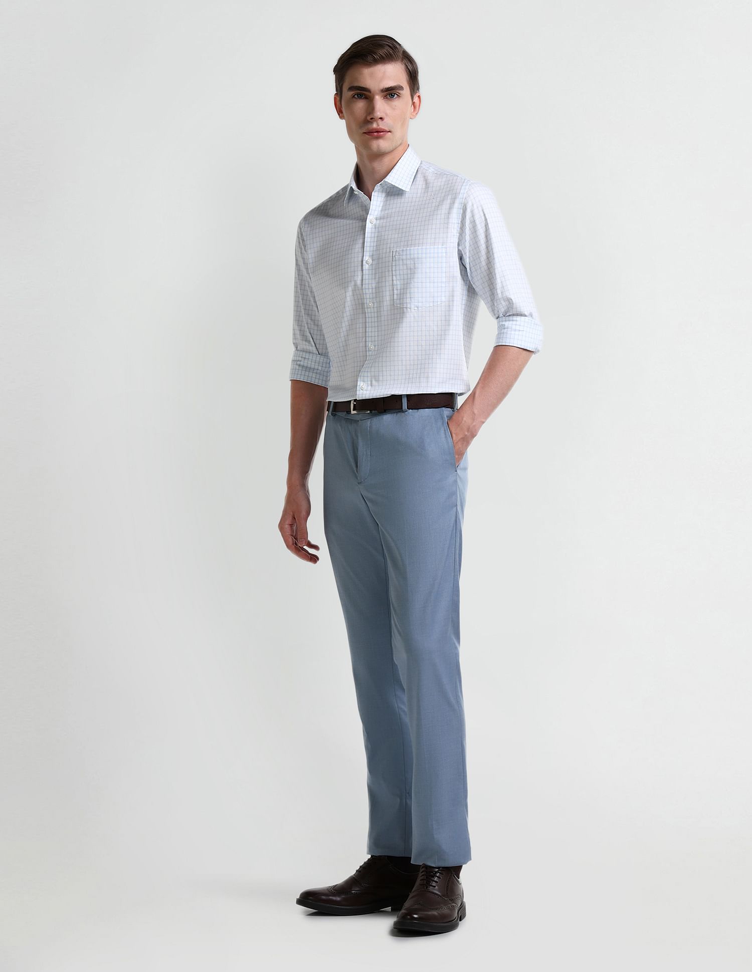 Arrow Manhattan Slim Fit Cotton Shirt