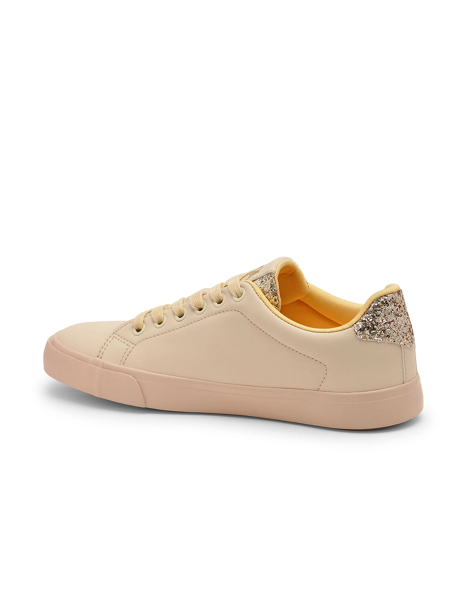 U.S. Polo Assn. Women Round Toe Logo Beverly 2.0 Sneakers