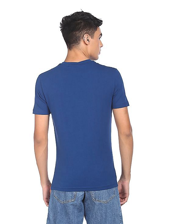 Buy Calvin Klein Men Blue Crew Neck Brand Print T-Shirt - NNNOW.com