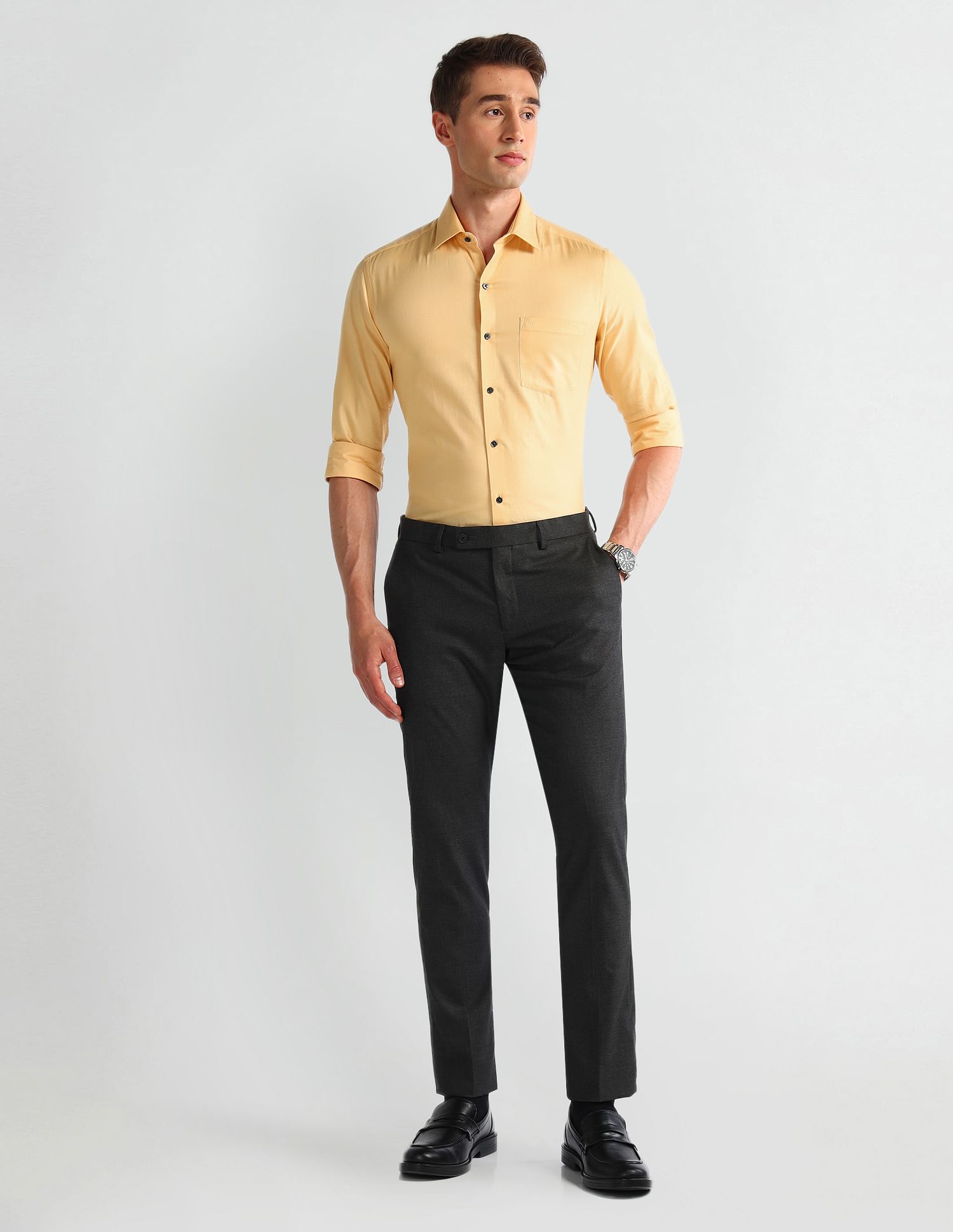 Arrow Cutaway Collar Slim Fit Shirt