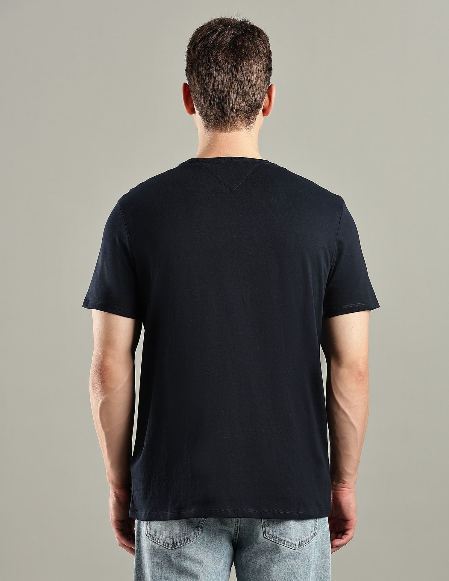 Tommy Hilfiger Logo Regular-Fit Cotton T-Shirt