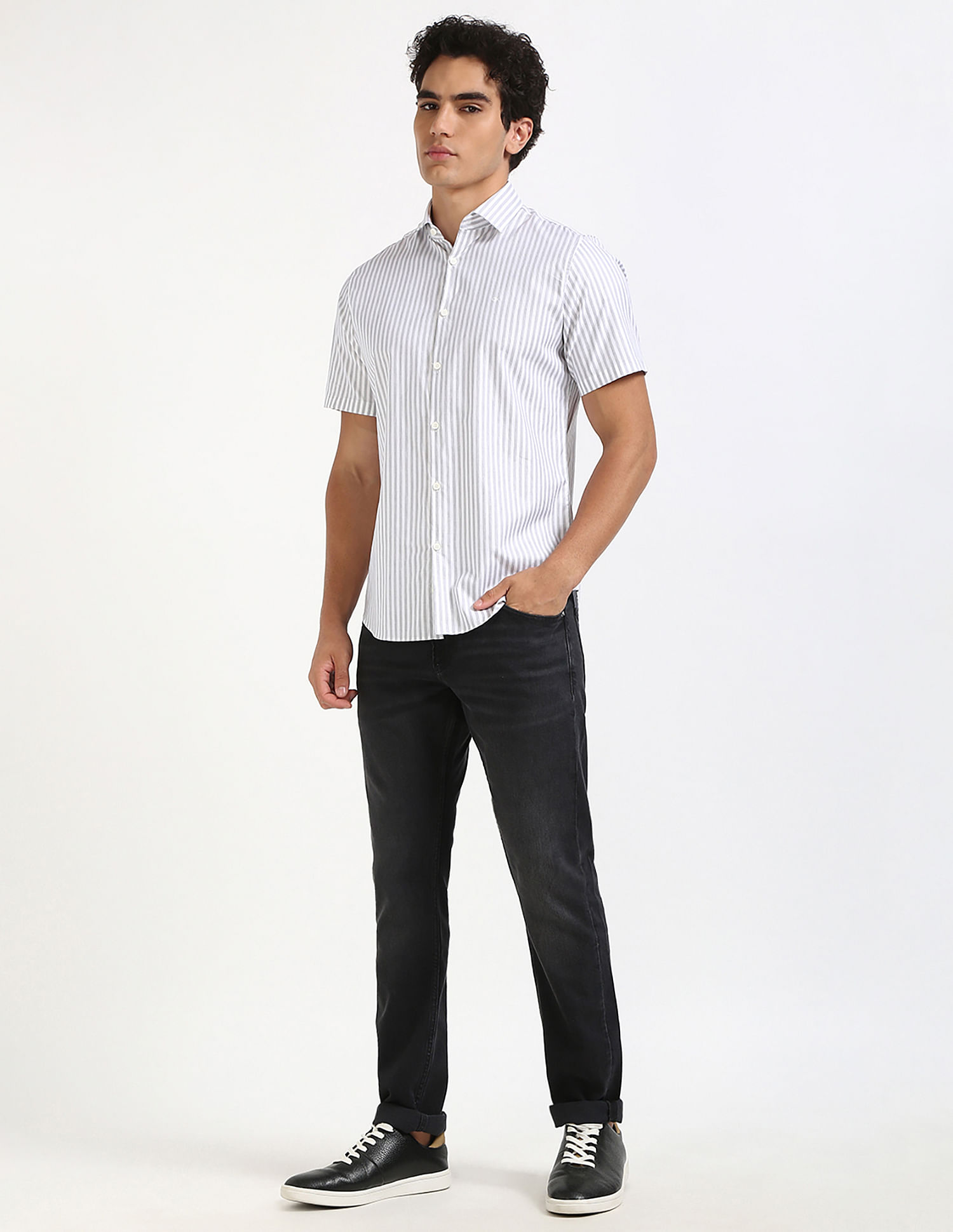 Calvin Klein Jeans Striped Slim-Fit Poplin Woven Shirt
