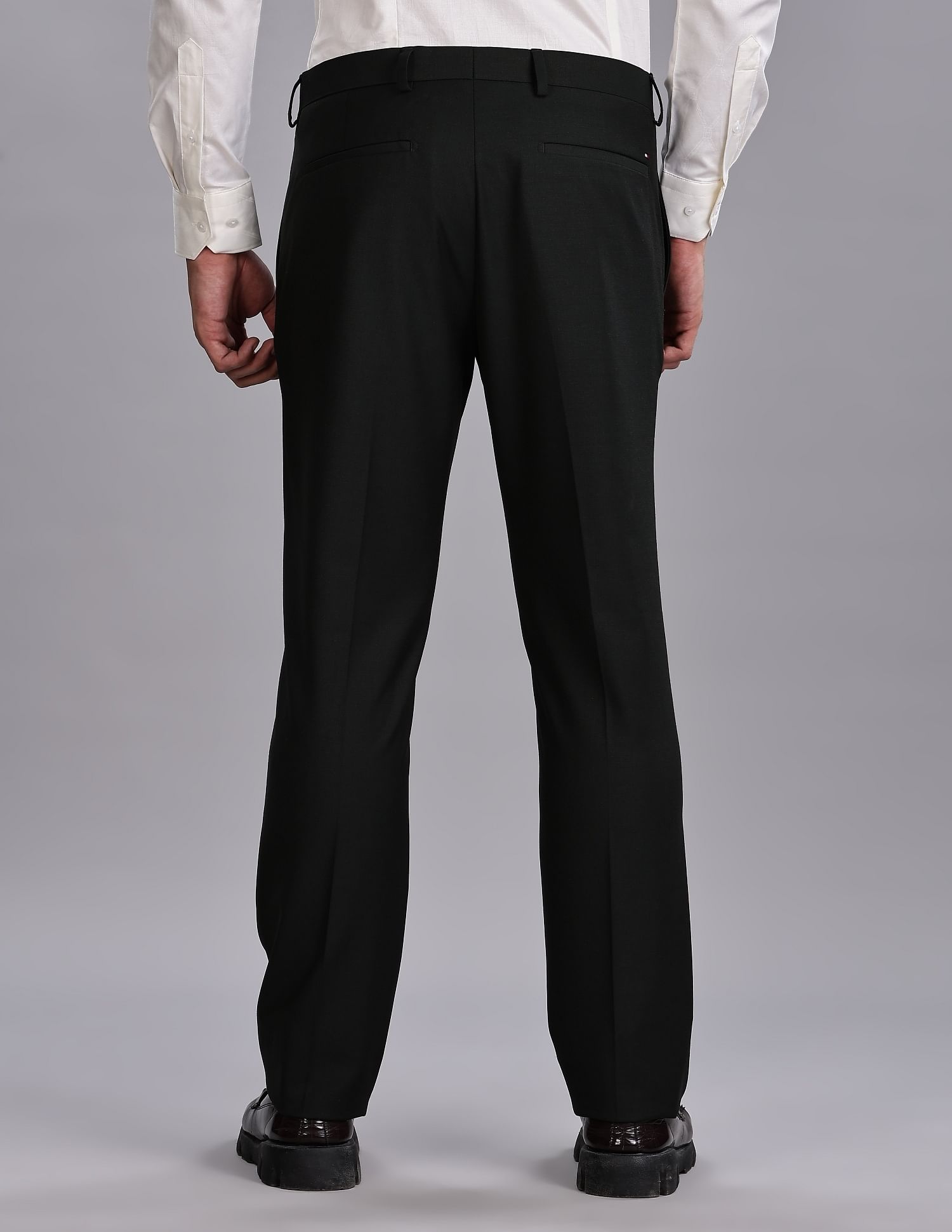 Tommy Hilfiger Regular-Fit Self-Design Mid Rise Trouser