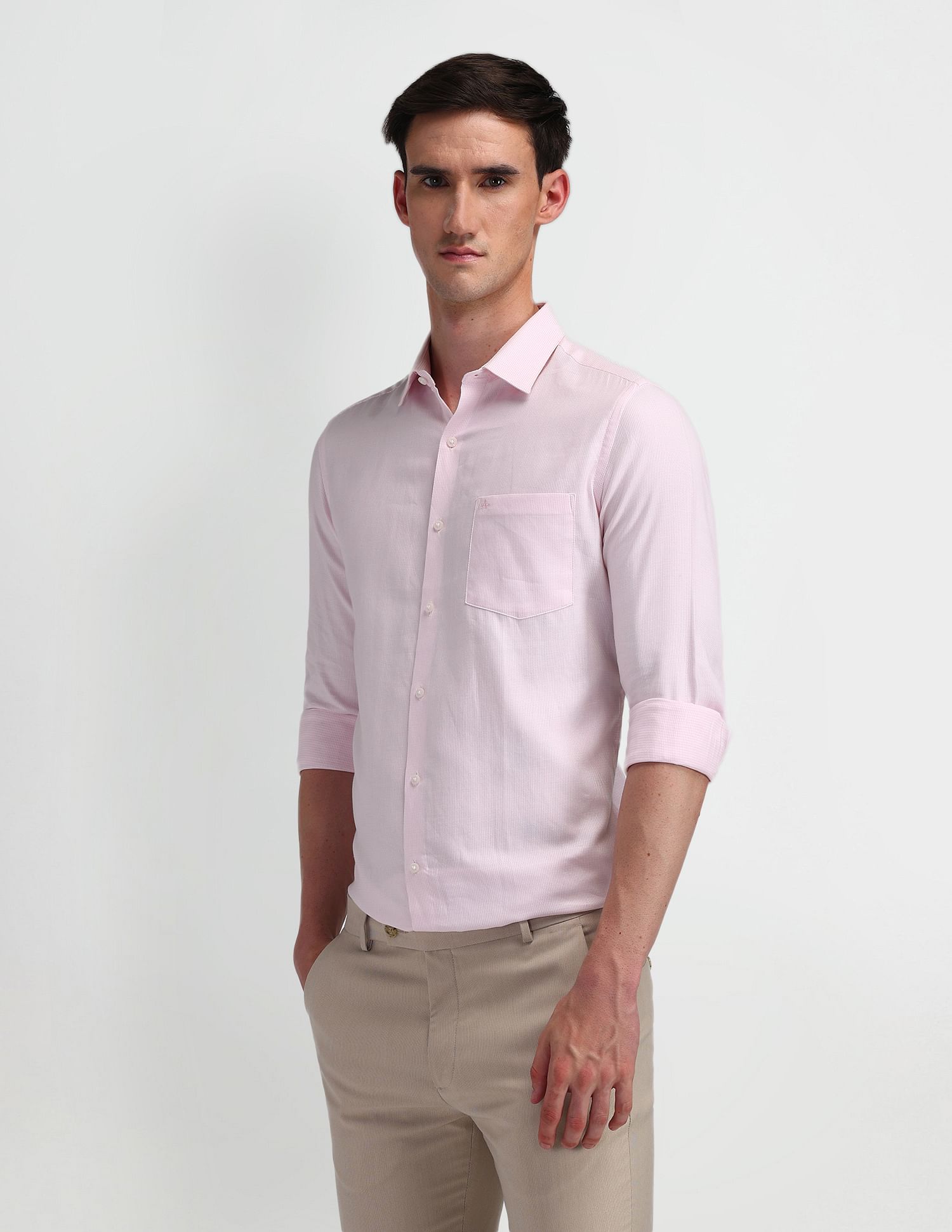 Arrow Manhattan Slim Fit Vertical Striped Shirt