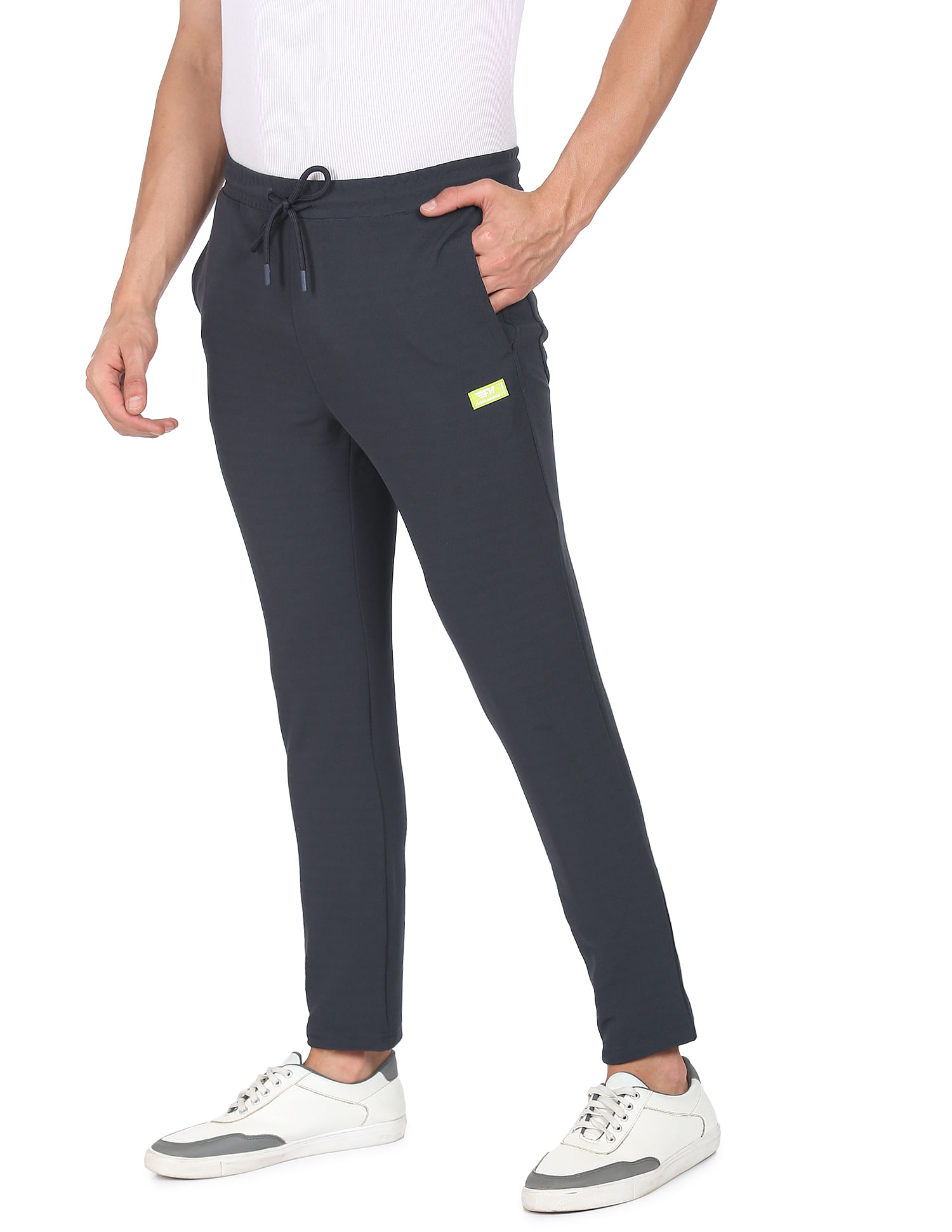 Buy Maniac Mens Solid Black Loose Fit Polyester Cargo Trackpant Online at  Best Prices in India - JioMart.