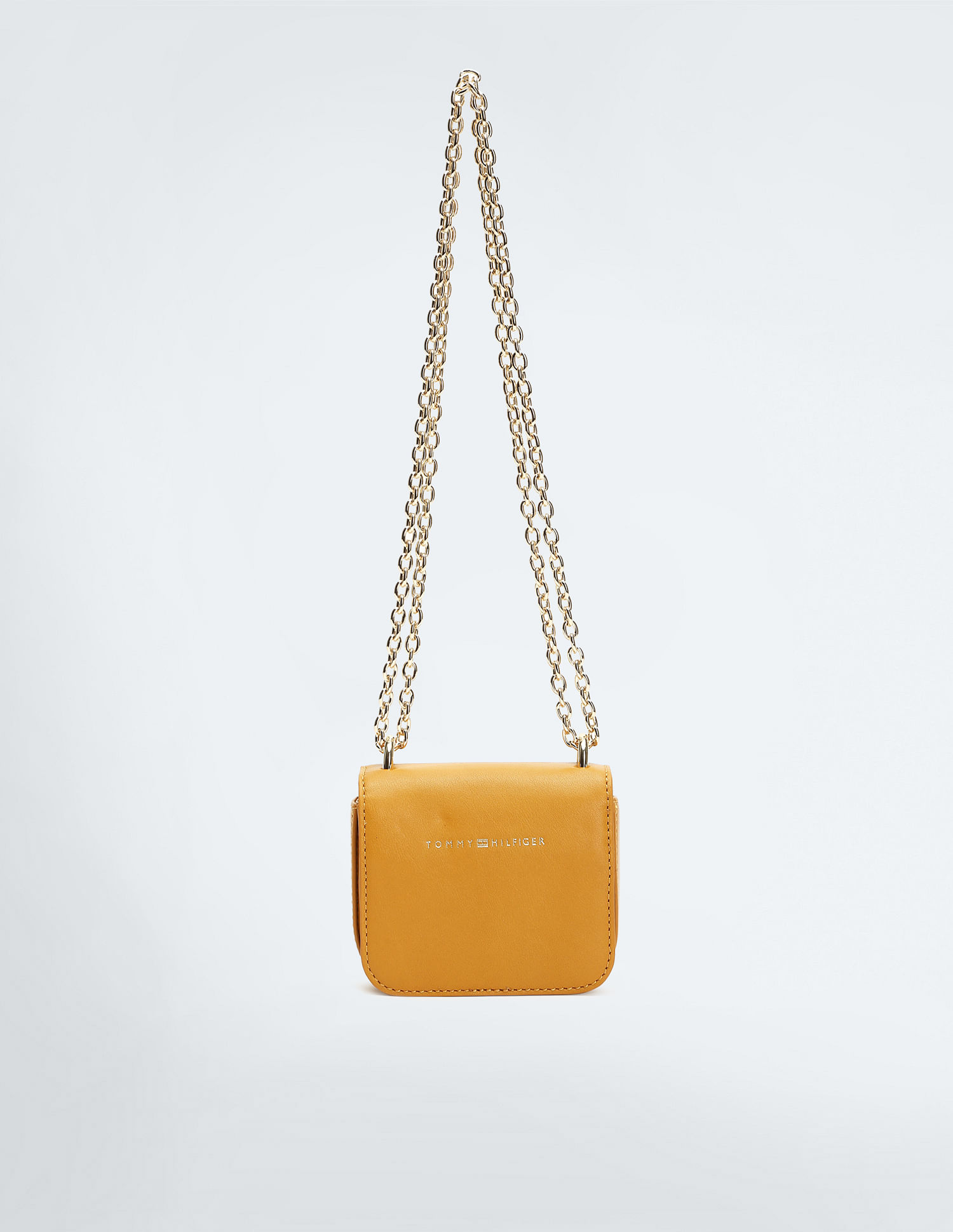 Tommy hilfiger turnlock hot sale crossbody bag