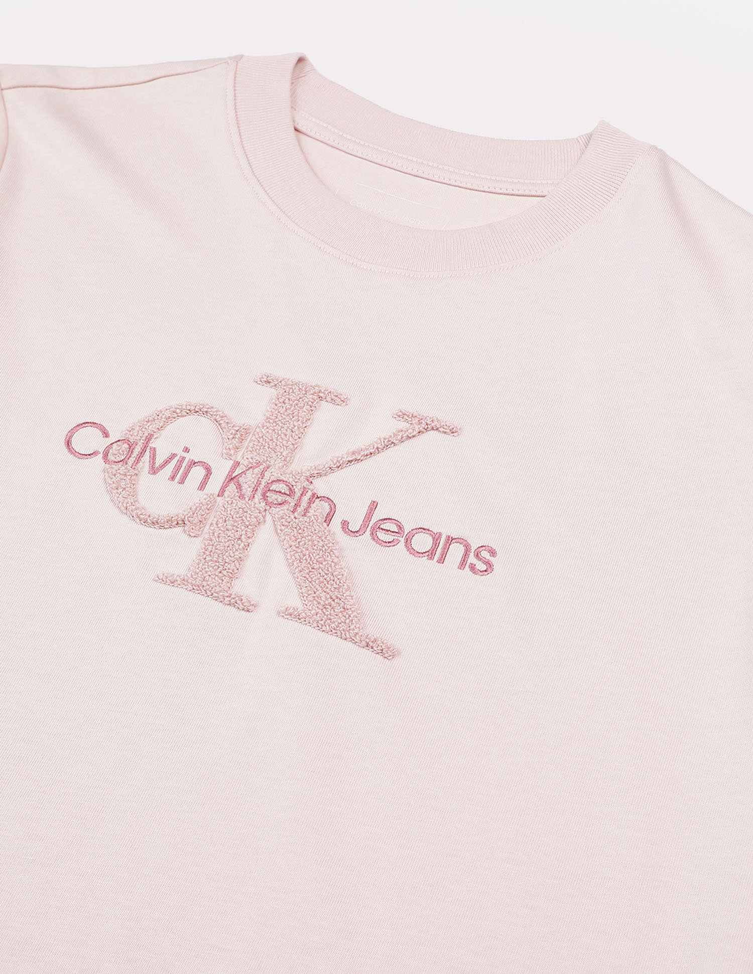 関税込み【  Jeans】 chenille logo t-shirt in navy Buy Calvin Klein Jeans Ar-Chenille Logo Regular T-Shirt