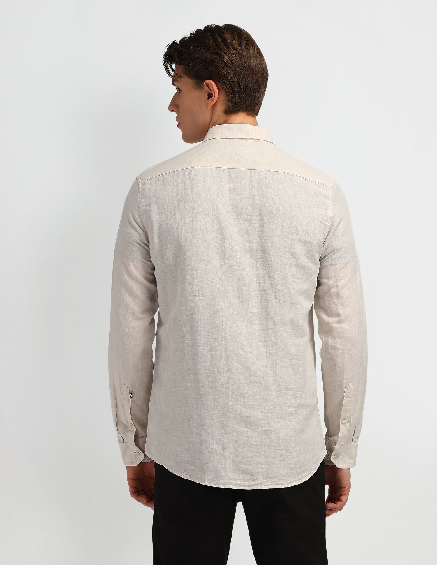 Arrow Sport Solid Manhattan Slim Fit Shirt