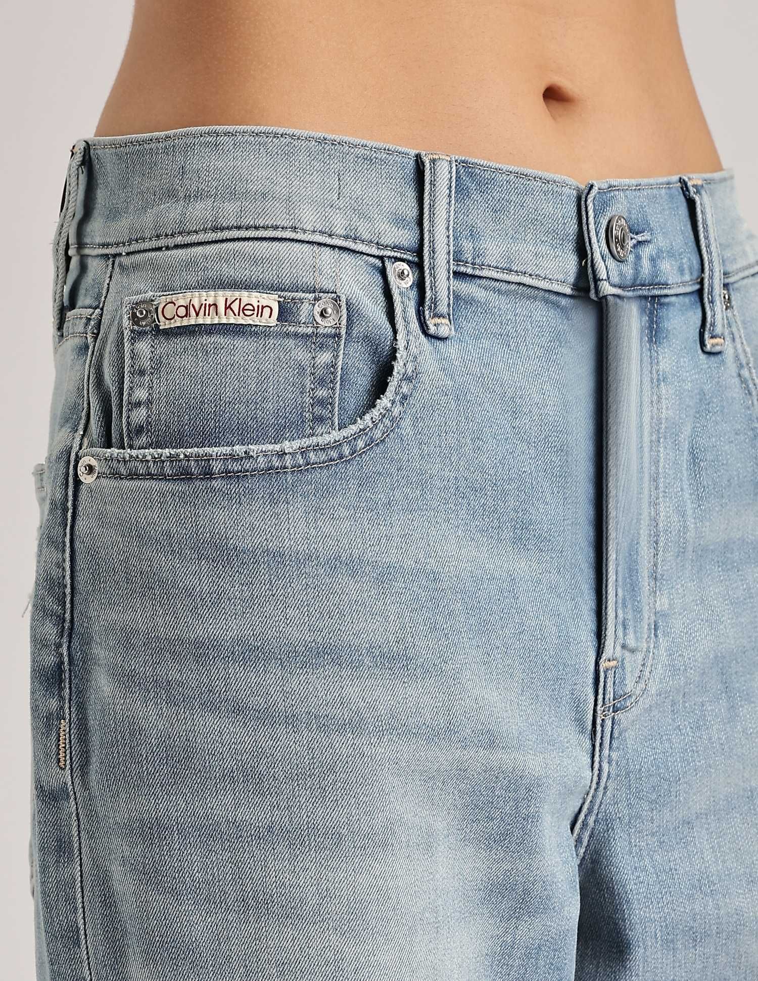Calvin Klein Jeans Light-Wash Mid Rise Wide Leg Jeans