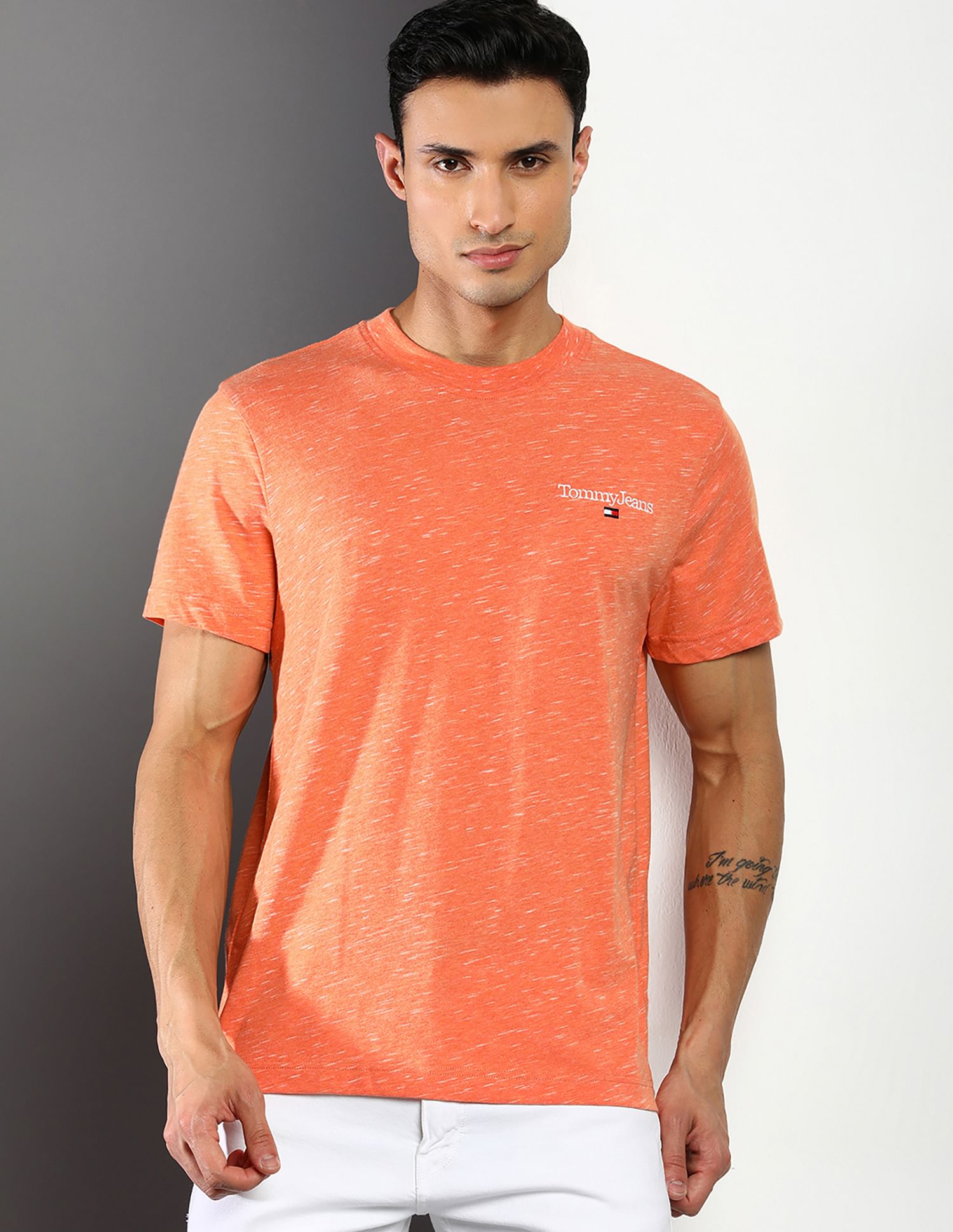 Tommy hilfiger orange online t shirt