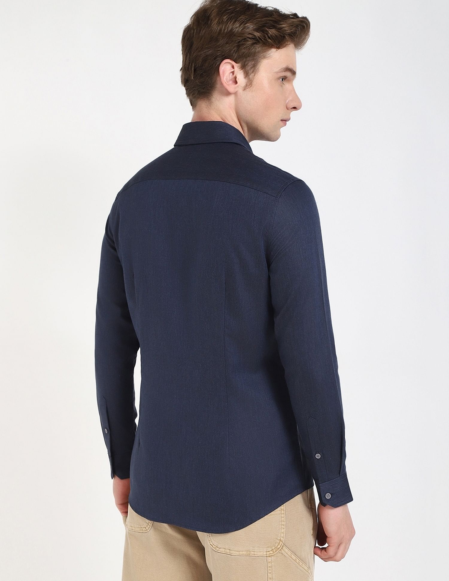 Calvin Klein Jeans Solid Regular-Fit Dobby Woven Shirt