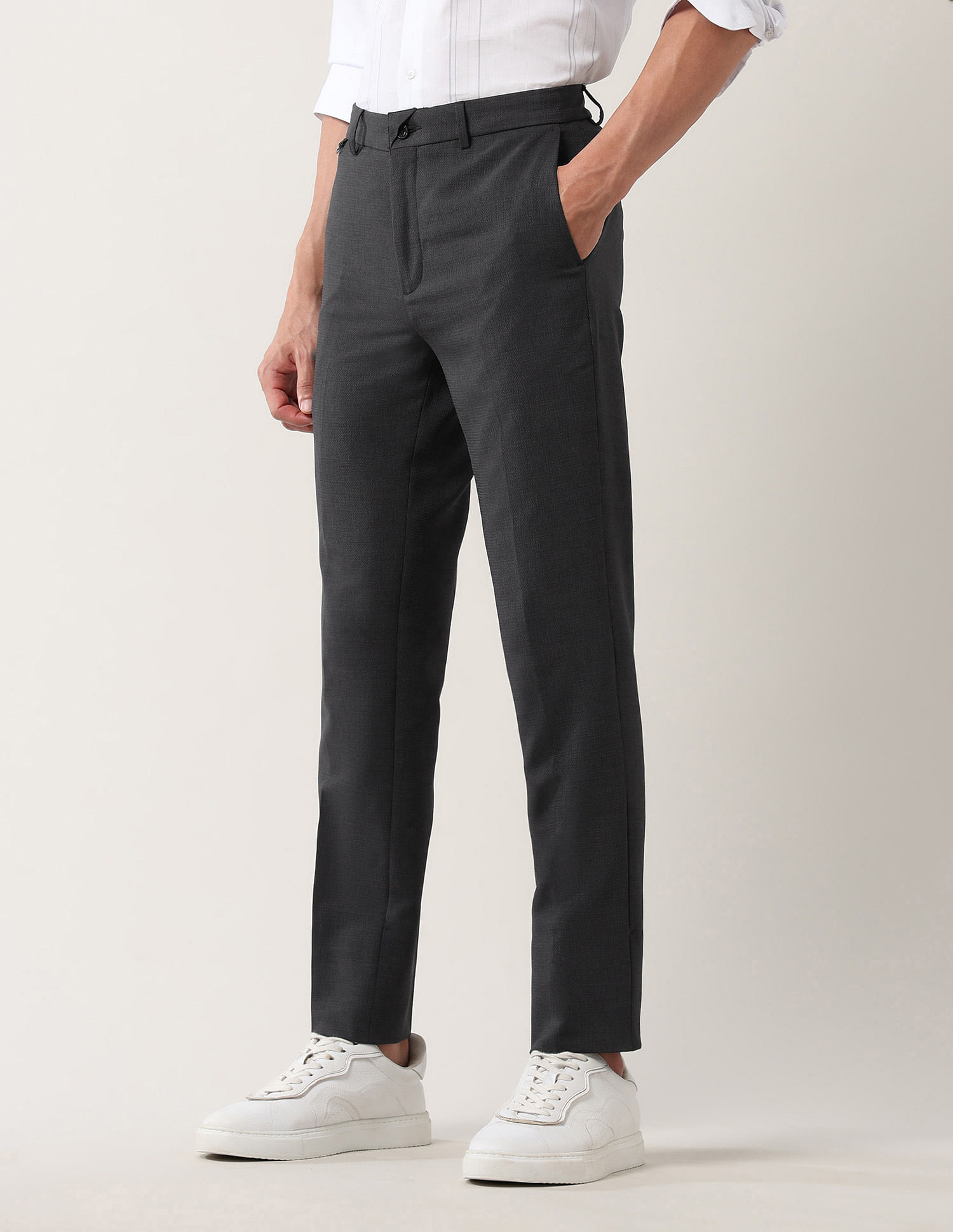 Arrow Newyork Solid Dobby Autoflex Trousers