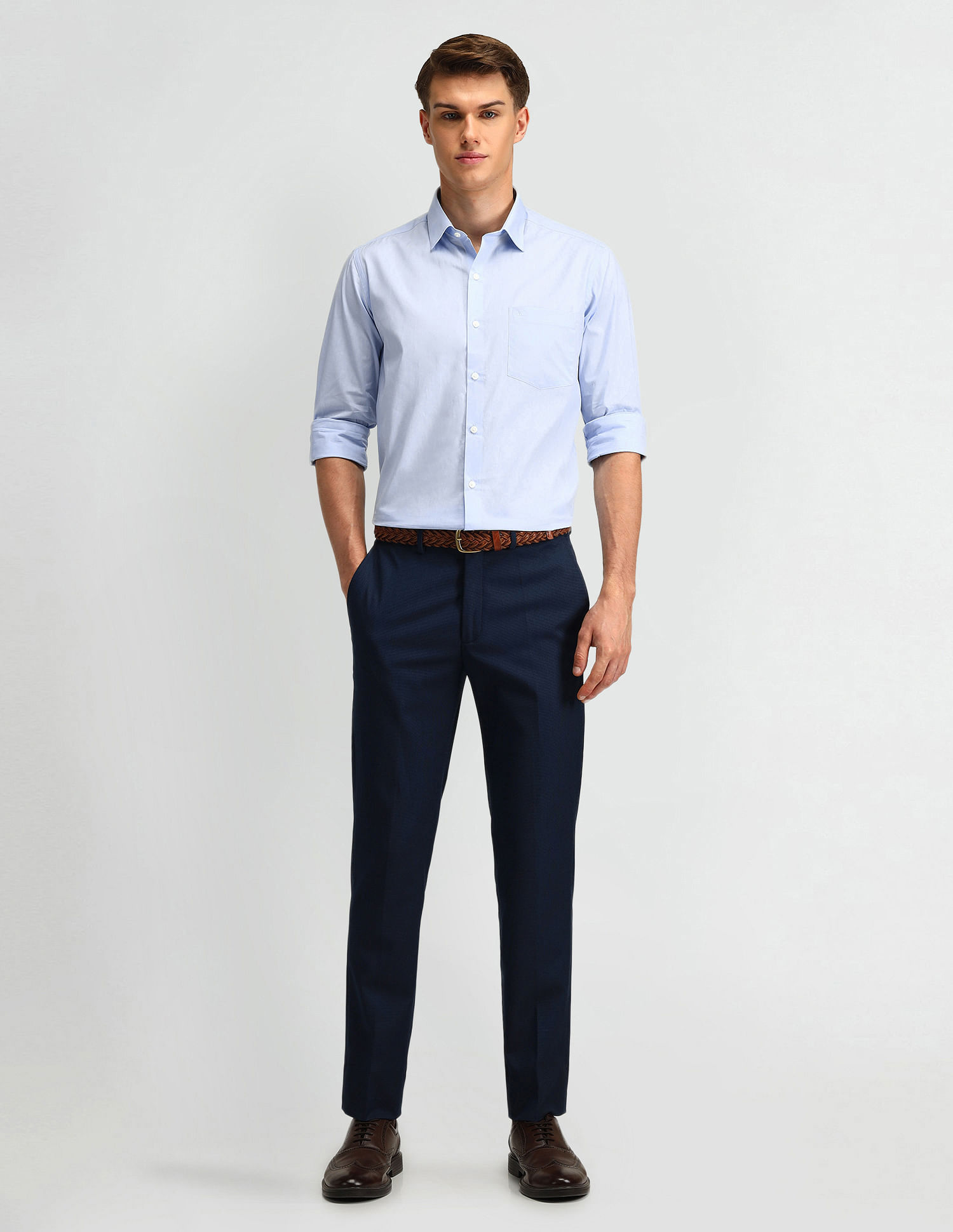 Arrow Solid Manhattan Slim Fit Shirt