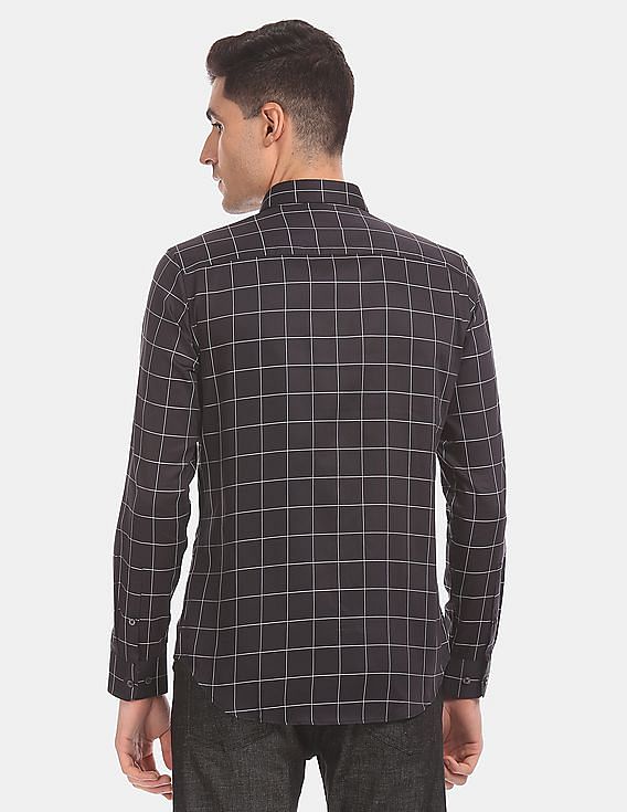 Calvin Klein Men Black Slim Fit Windowpane Check Casual Shirt