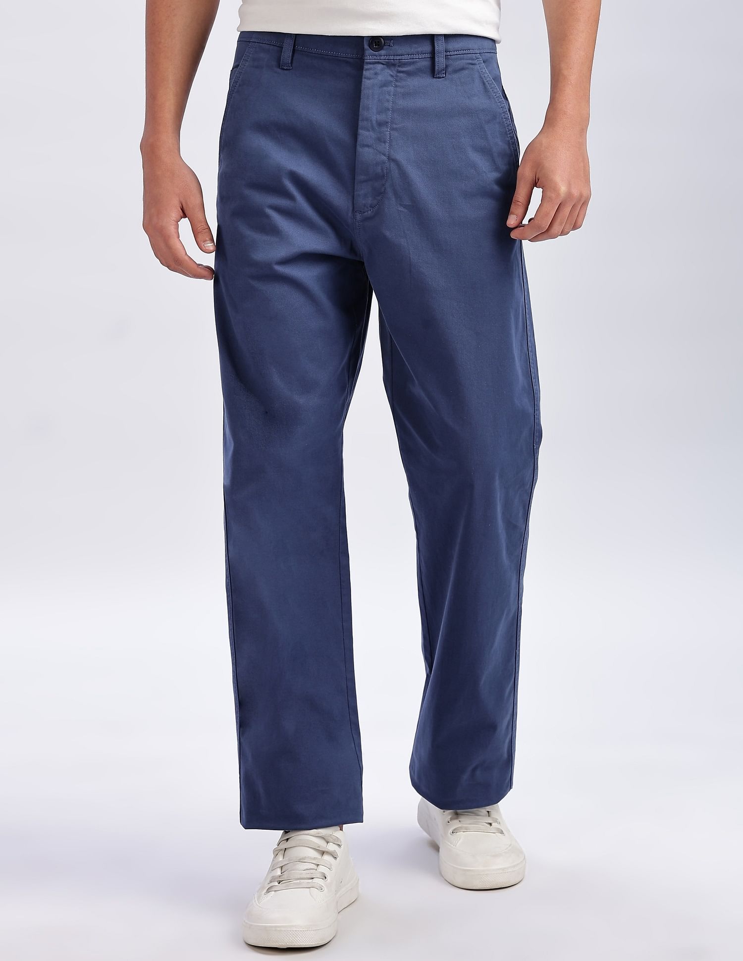 Calvin Klein Jeans Relaxed-Fit Solid Mid Rise Trousers