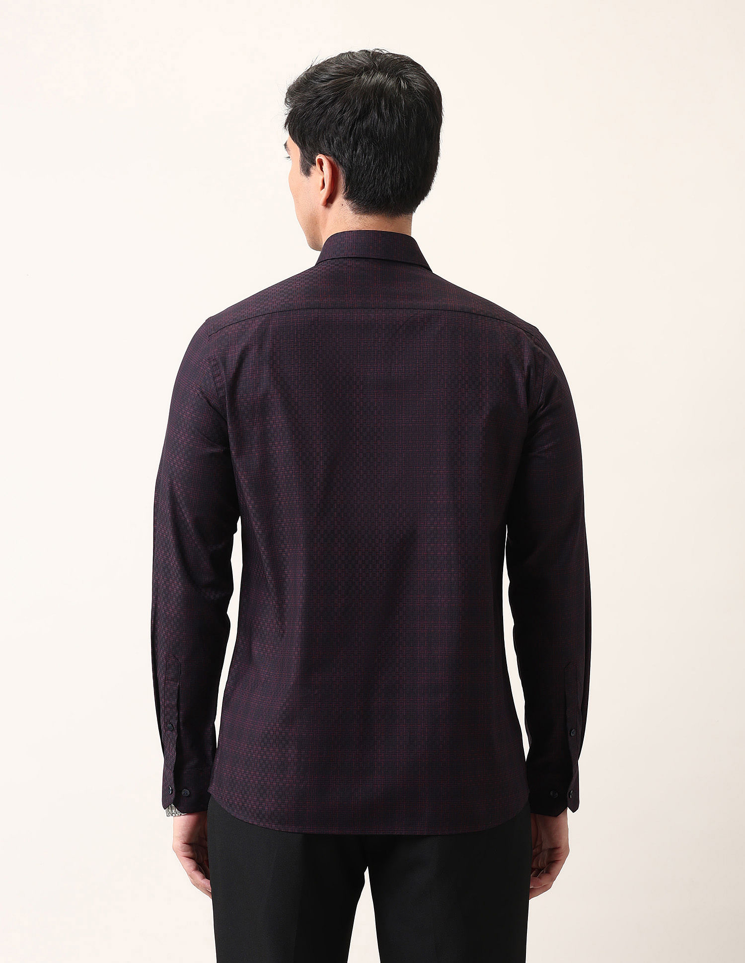 Arrow Manhattan Slim Fit Textured Ceremonial Shirt