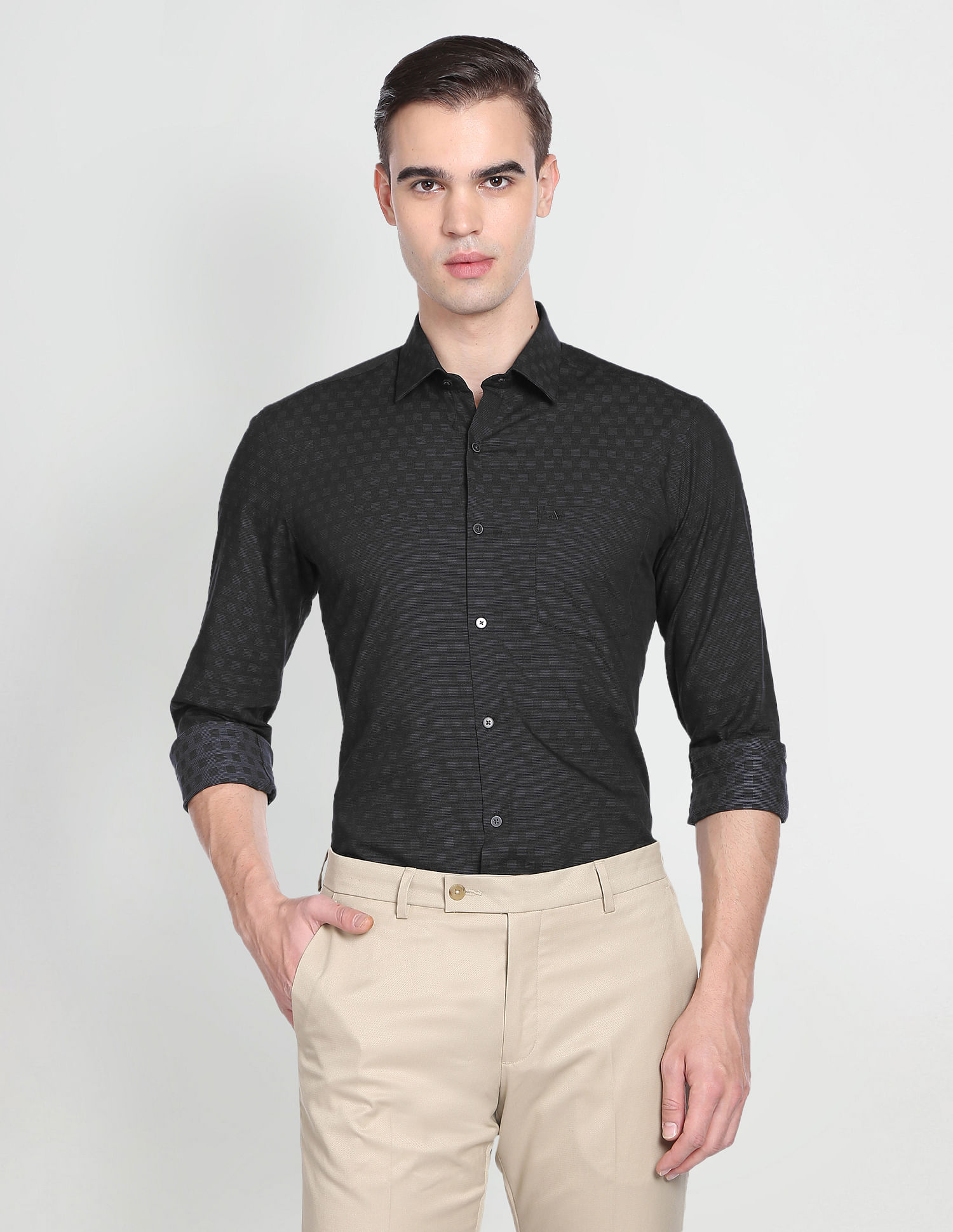 Arrow Geometric Pattern Manhattan Slim Fit Formal Shirt