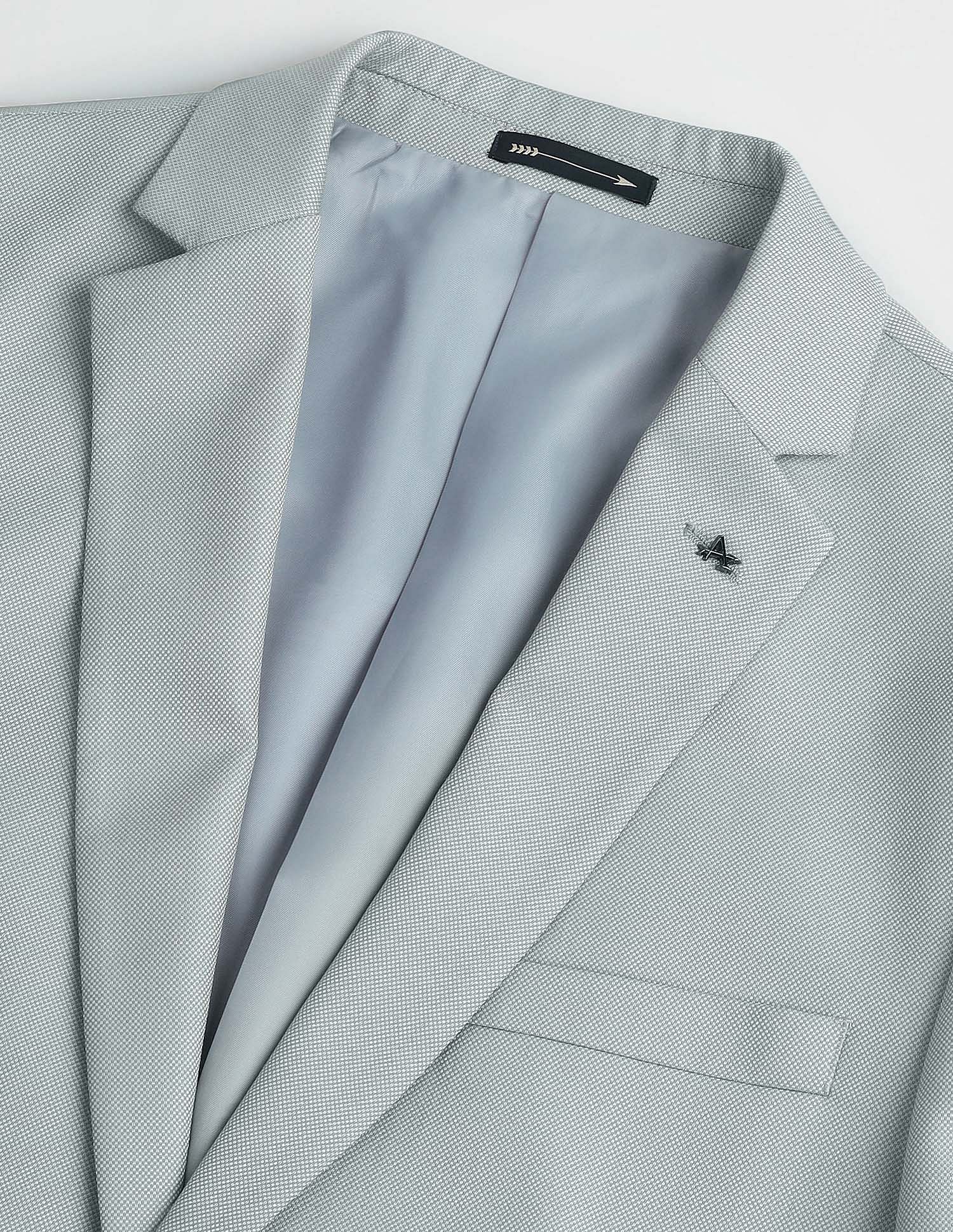 Arrow Solid Tailored Fit Three Piece Suit