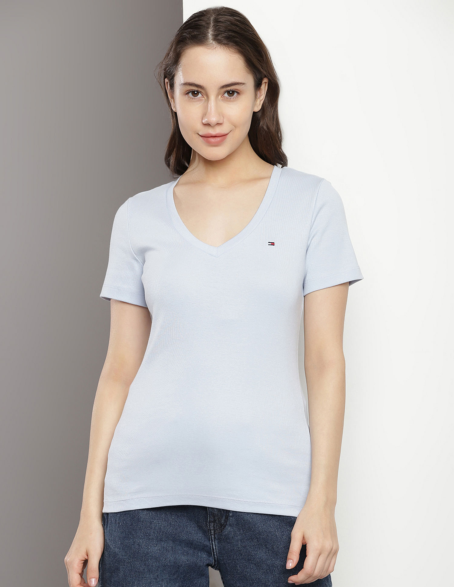 Tommy Hilfiger Cotton V-Neck Solid T-Shirt
