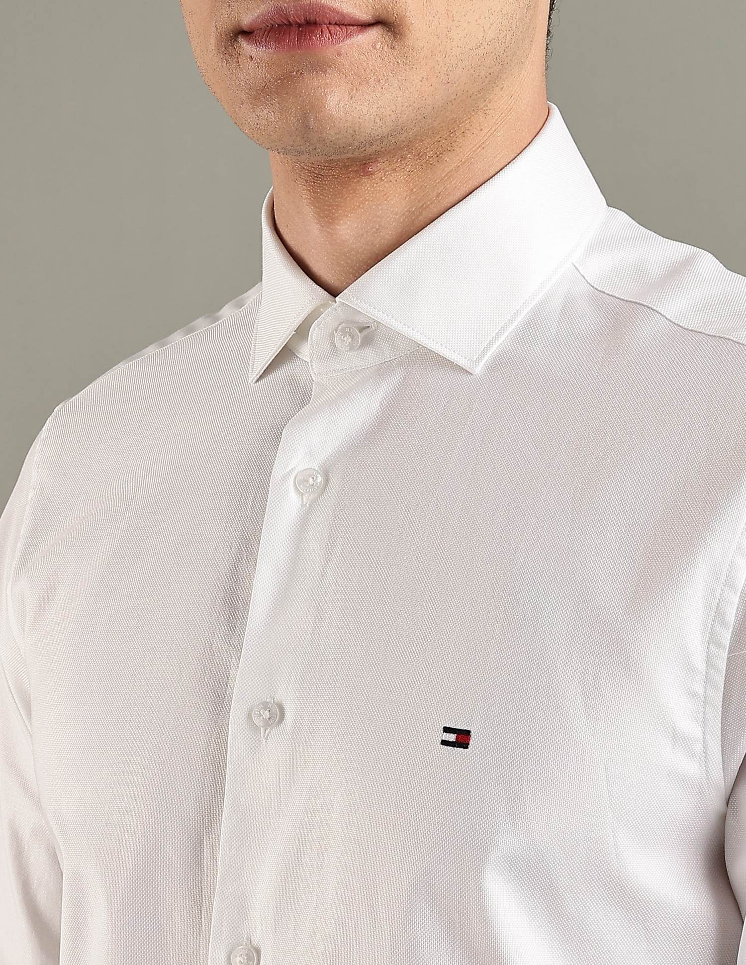 Tommy Hilfiger Solid Slim-Fit Cotton Woven Shirt