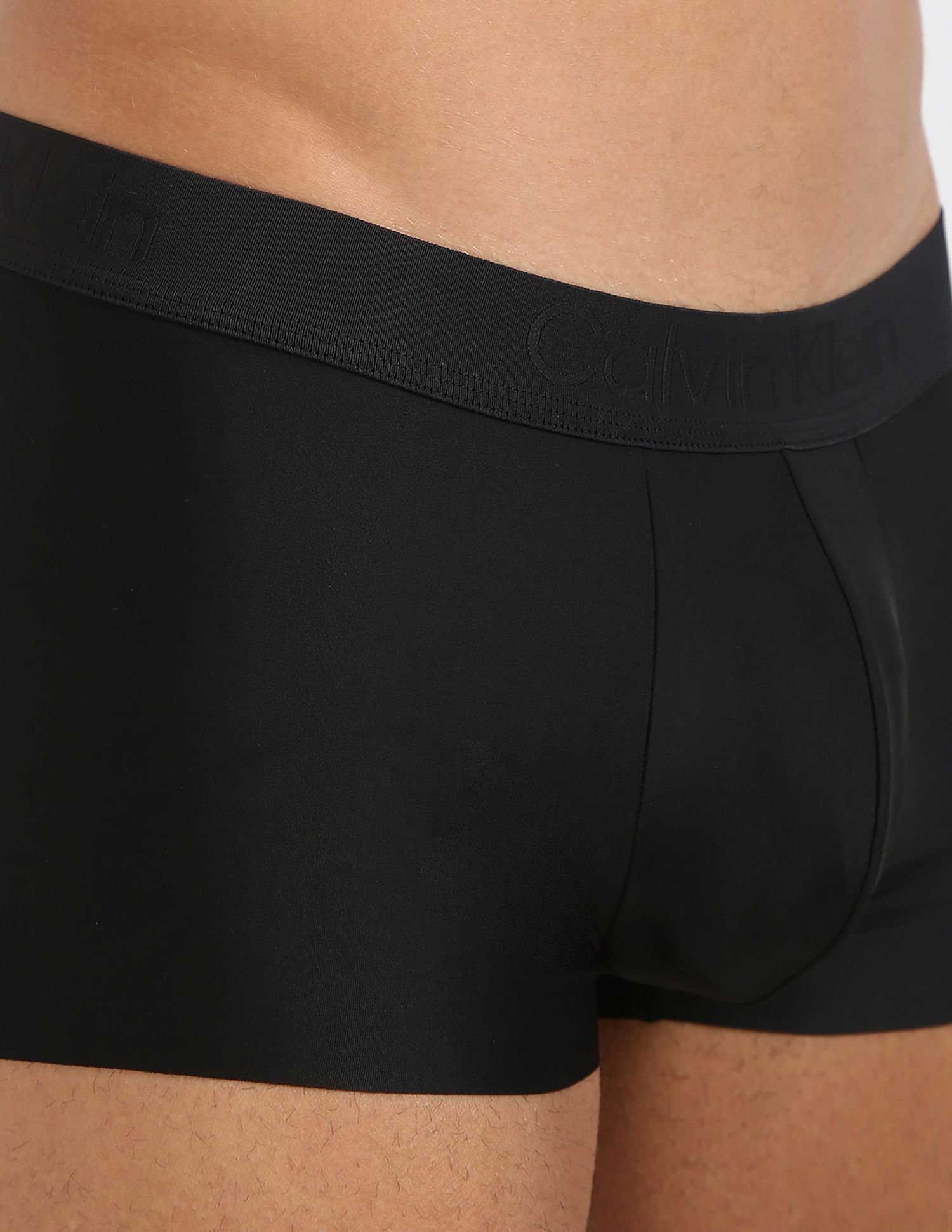 Calvin Klein Underwear Mid Rise Solid Black Trunks