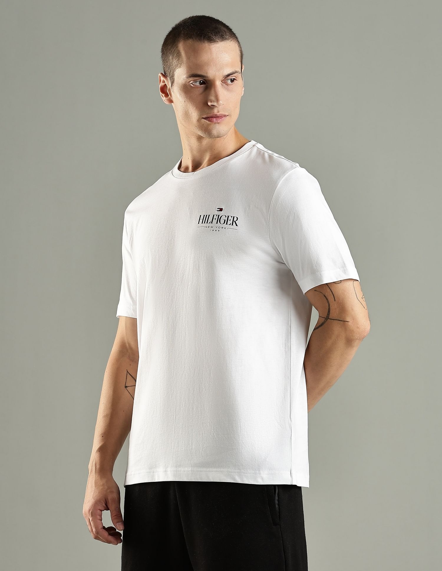 Tommy Hilfiger Logo Regular Fit Cotton T-Shirt