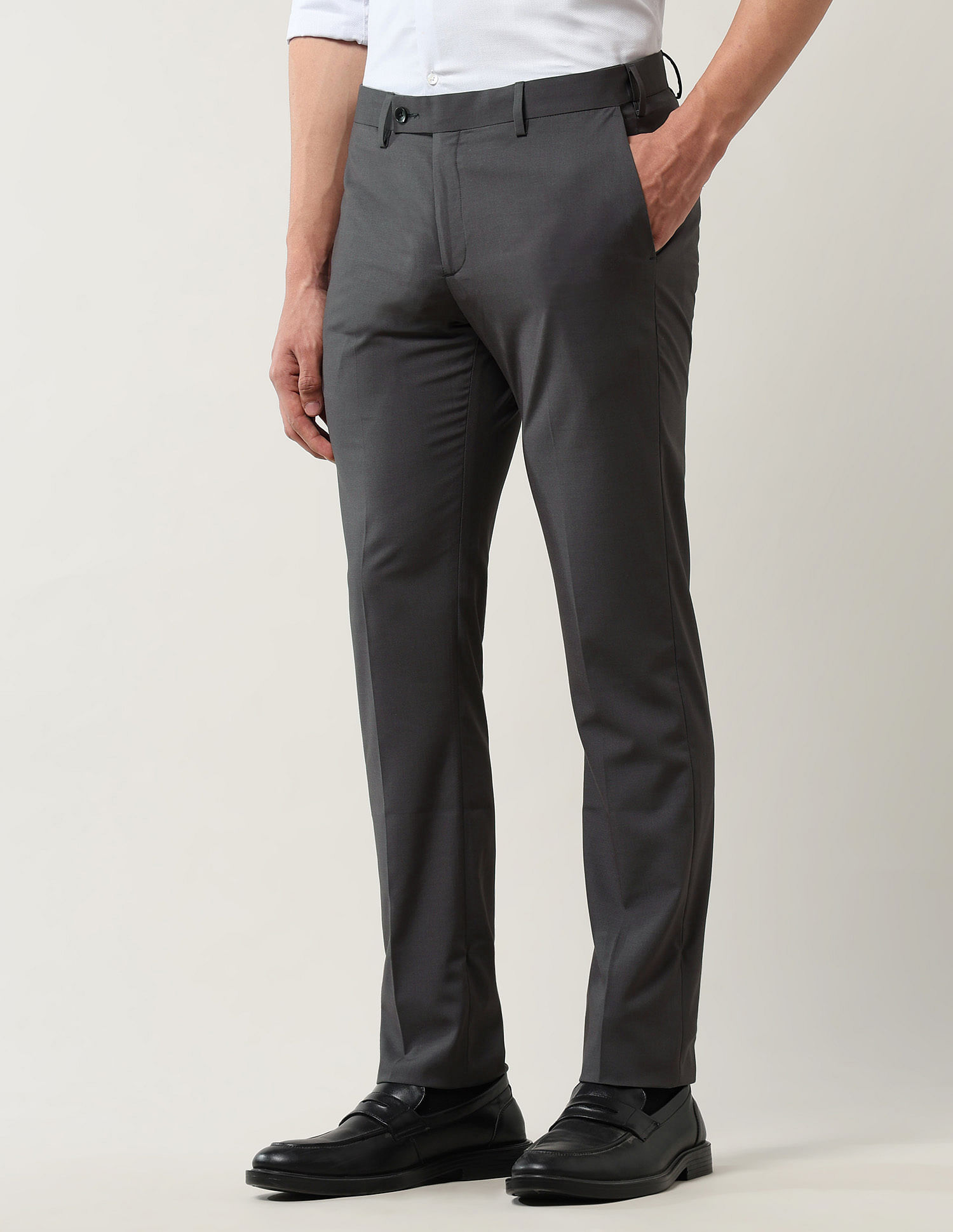 Arrow Solid Regular Fit Trouser