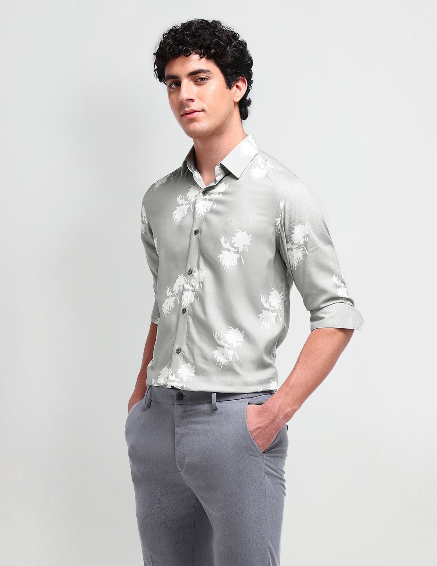 Arrow Newyork Satin Weave Abstract Shirt