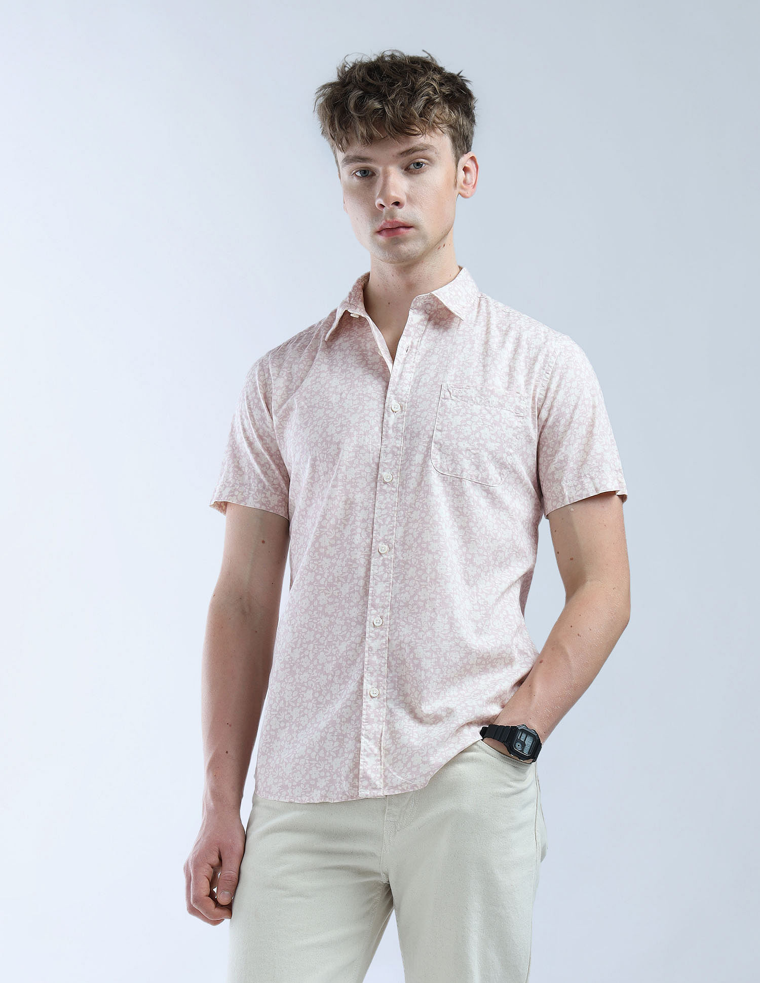 Flying Machine Slim Fit Floral Printed Essentials Shirt