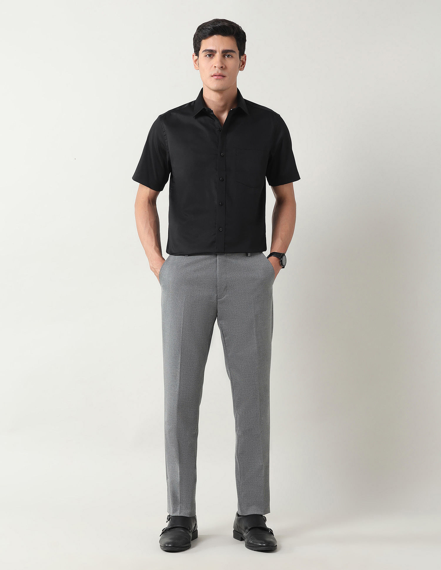 Arrow Solid Liberty Classic Fit Shirt