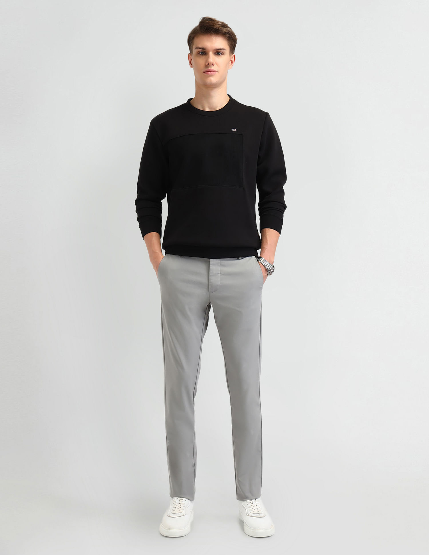 Arrow Sport Solid Regular Fit Sweatshirt