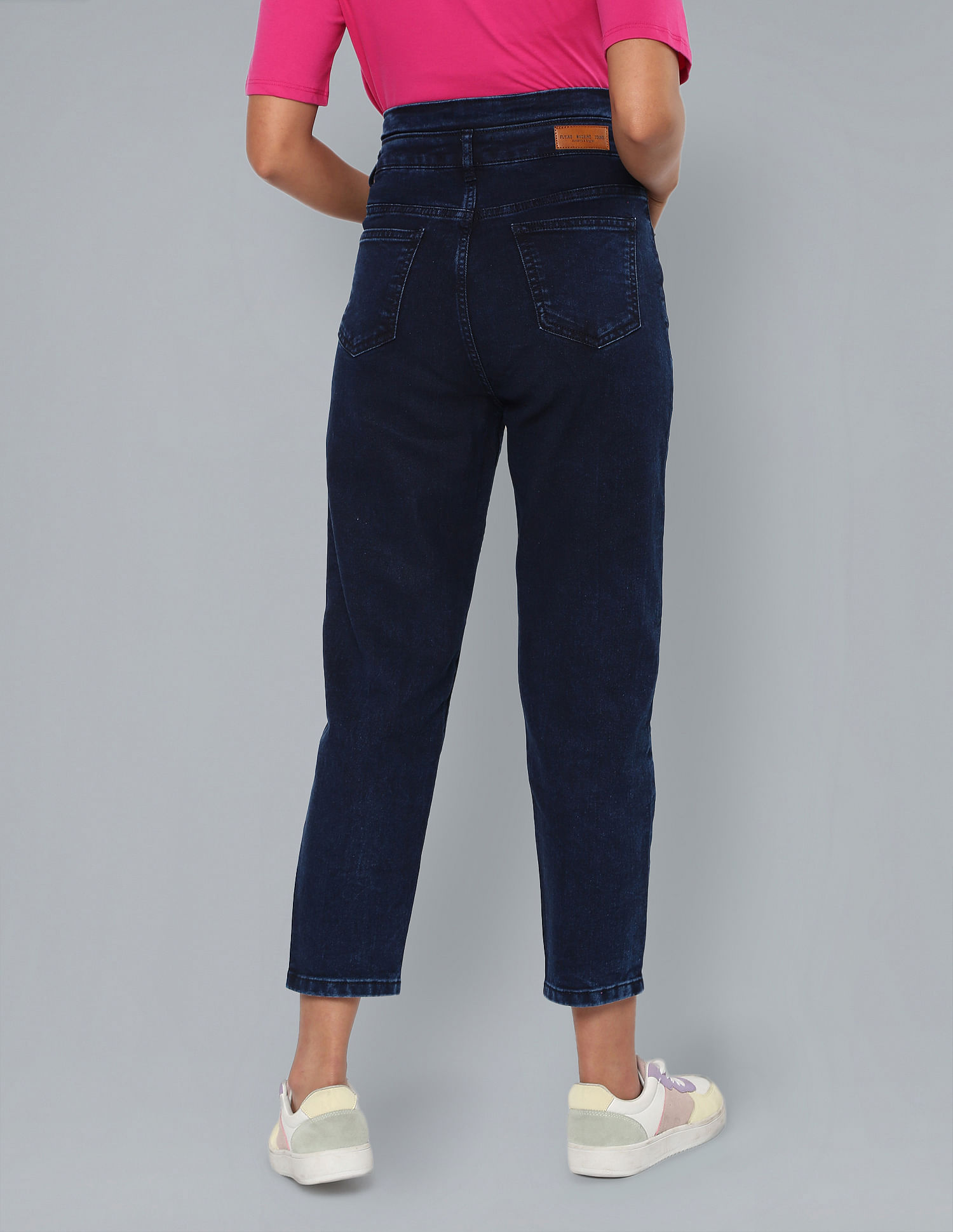 Flying Machine Women High Rise Notched Waist Mom Fit Jeans