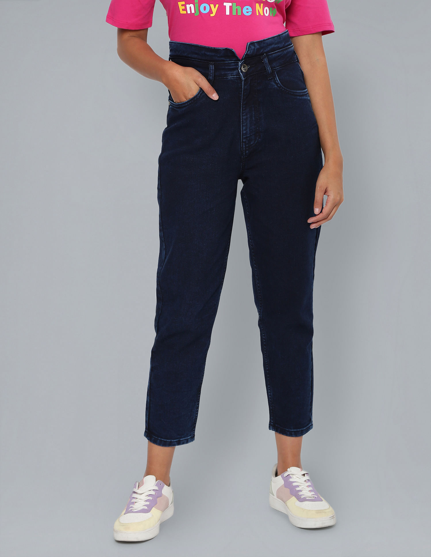 Flying Machine Women High Rise Notched Waist Mom Fit Jeans