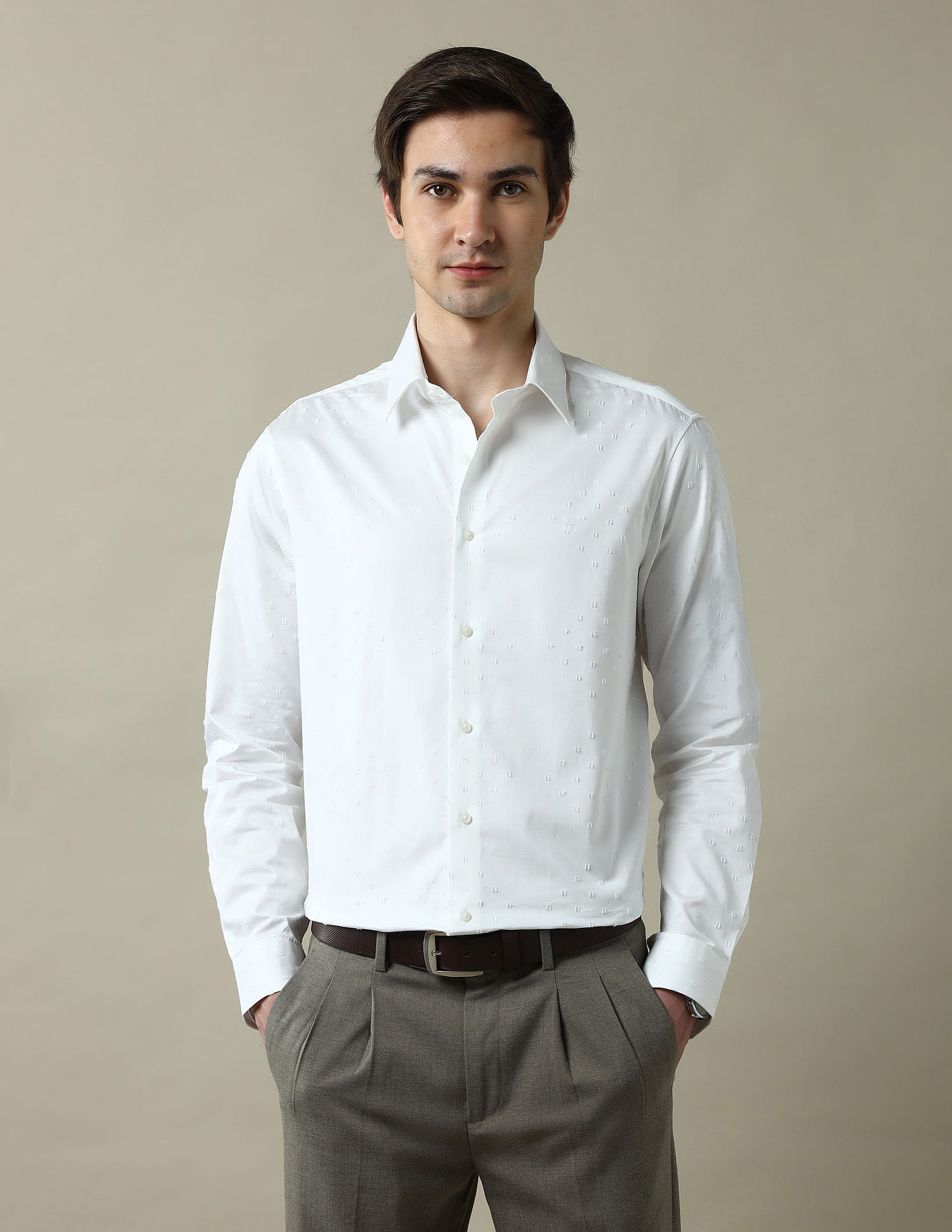 Arrow Textured Tailored Fit 1851 Shirt