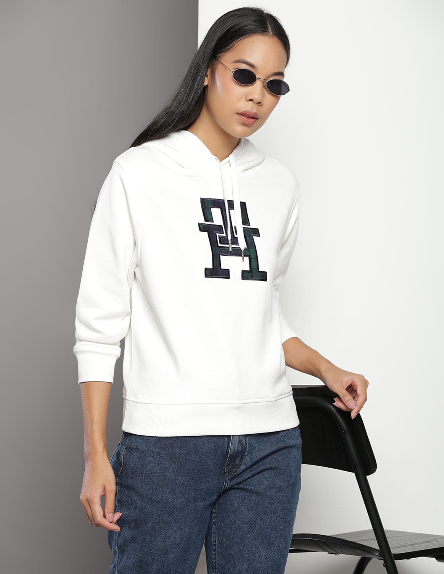 Nnnow Tommy Hilfiger Monogram Sweater Buy Tommy Hilfiger Women